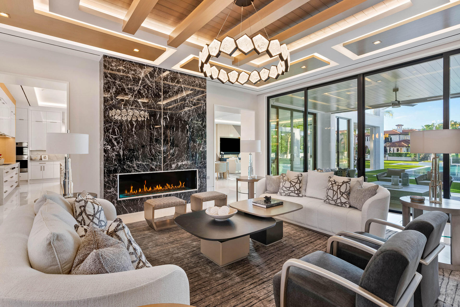 ROYAL PALM YACHT & COUNTRY CLUB - Residential
