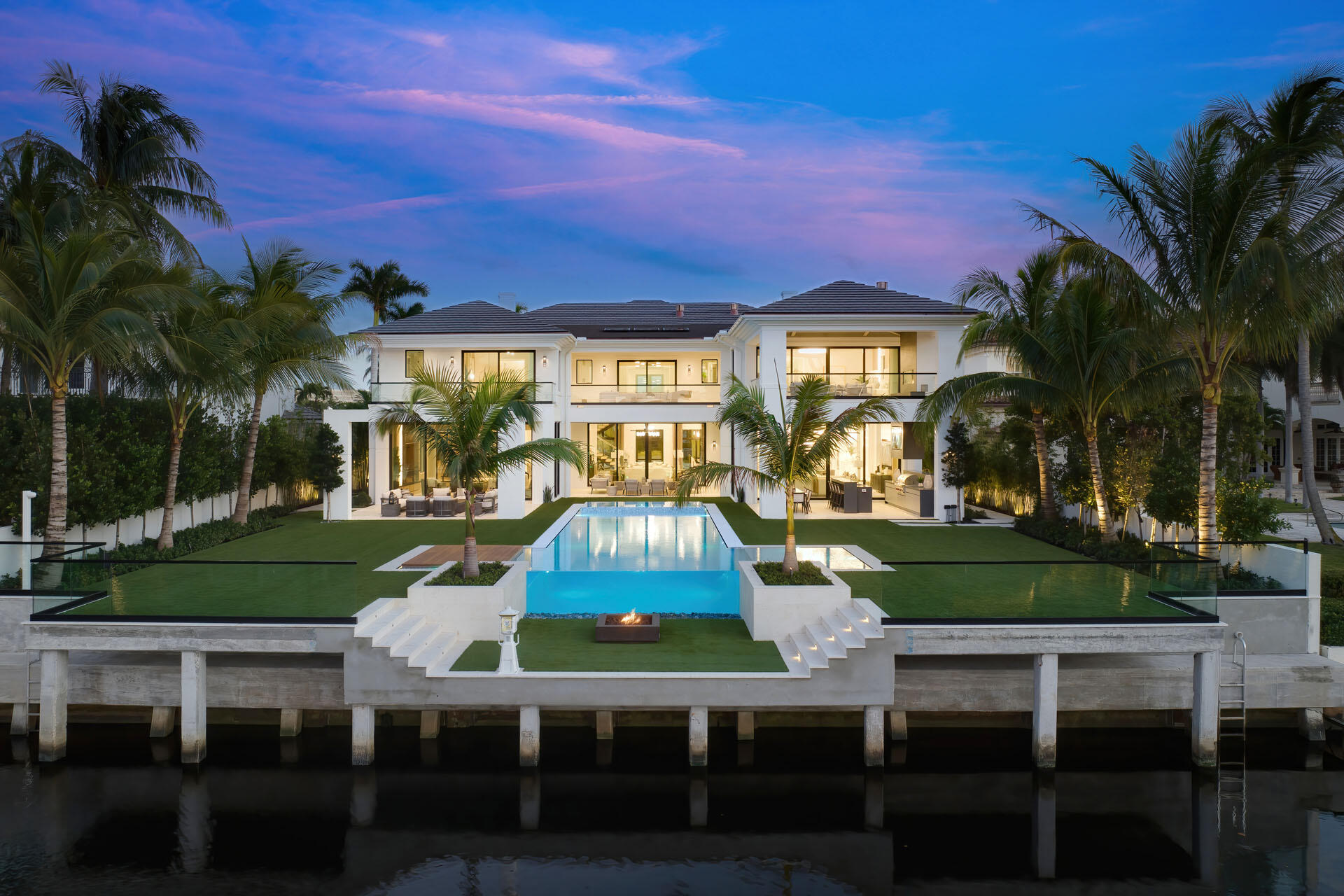 ROYAL PALM YACHT & COUNTRY CLUB - Residential