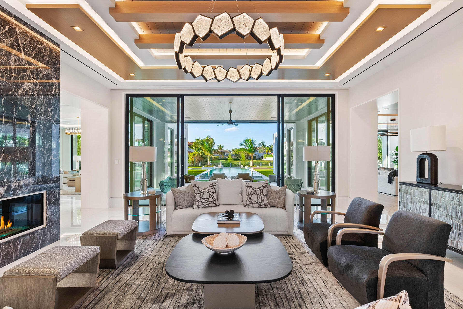ROYAL PALM YACHT & COUNTRY CLUB - Residential
