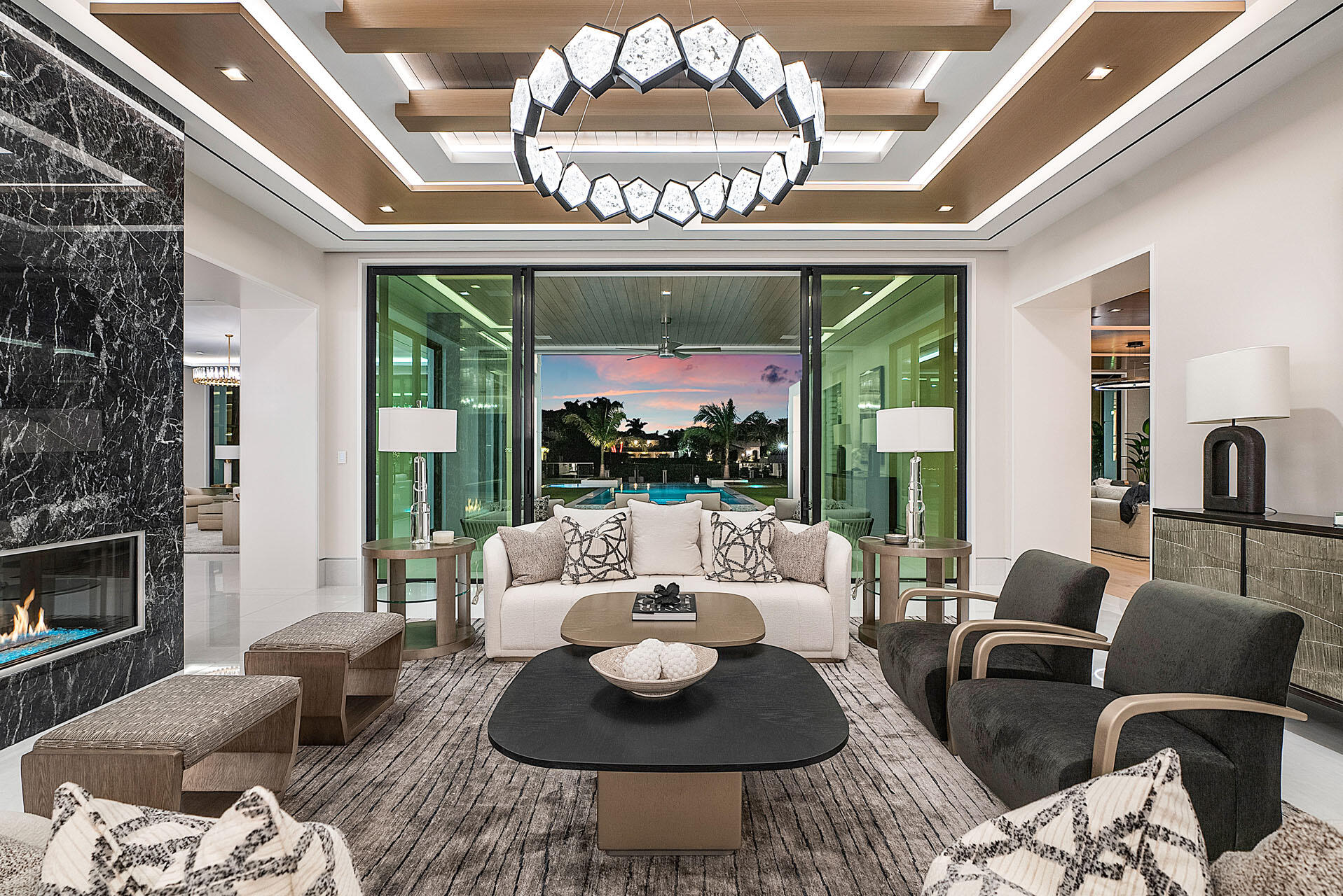 ROYAL PALM YACHT & COUNTRY CLUB - Residential