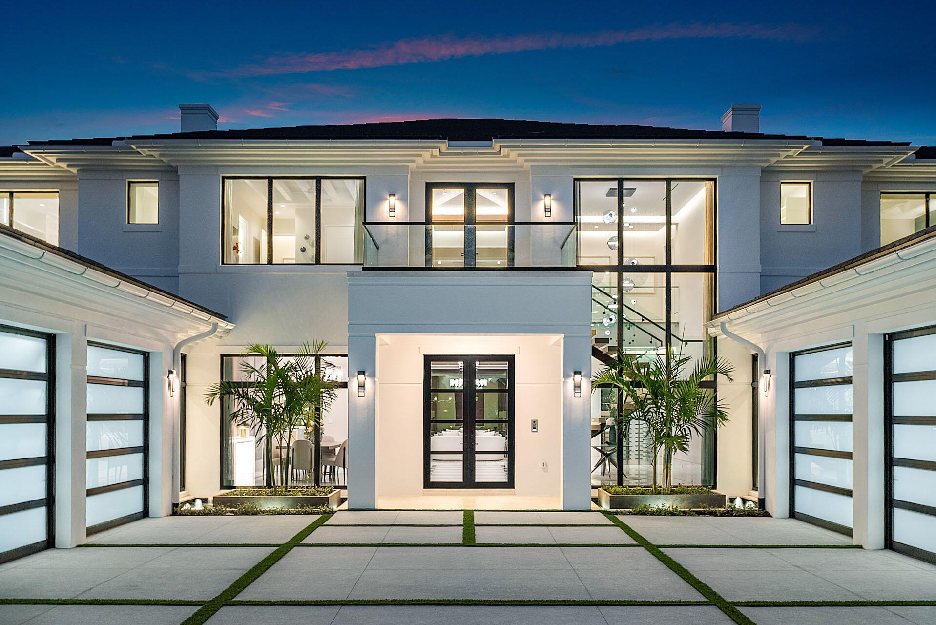 ROYAL PALM YACHT & COUNTRY CLUB - Residential