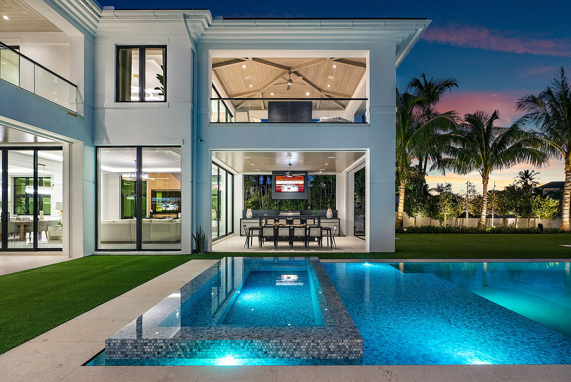 ROYAL PALM YACHT & COUNTRY CLUB - Residential