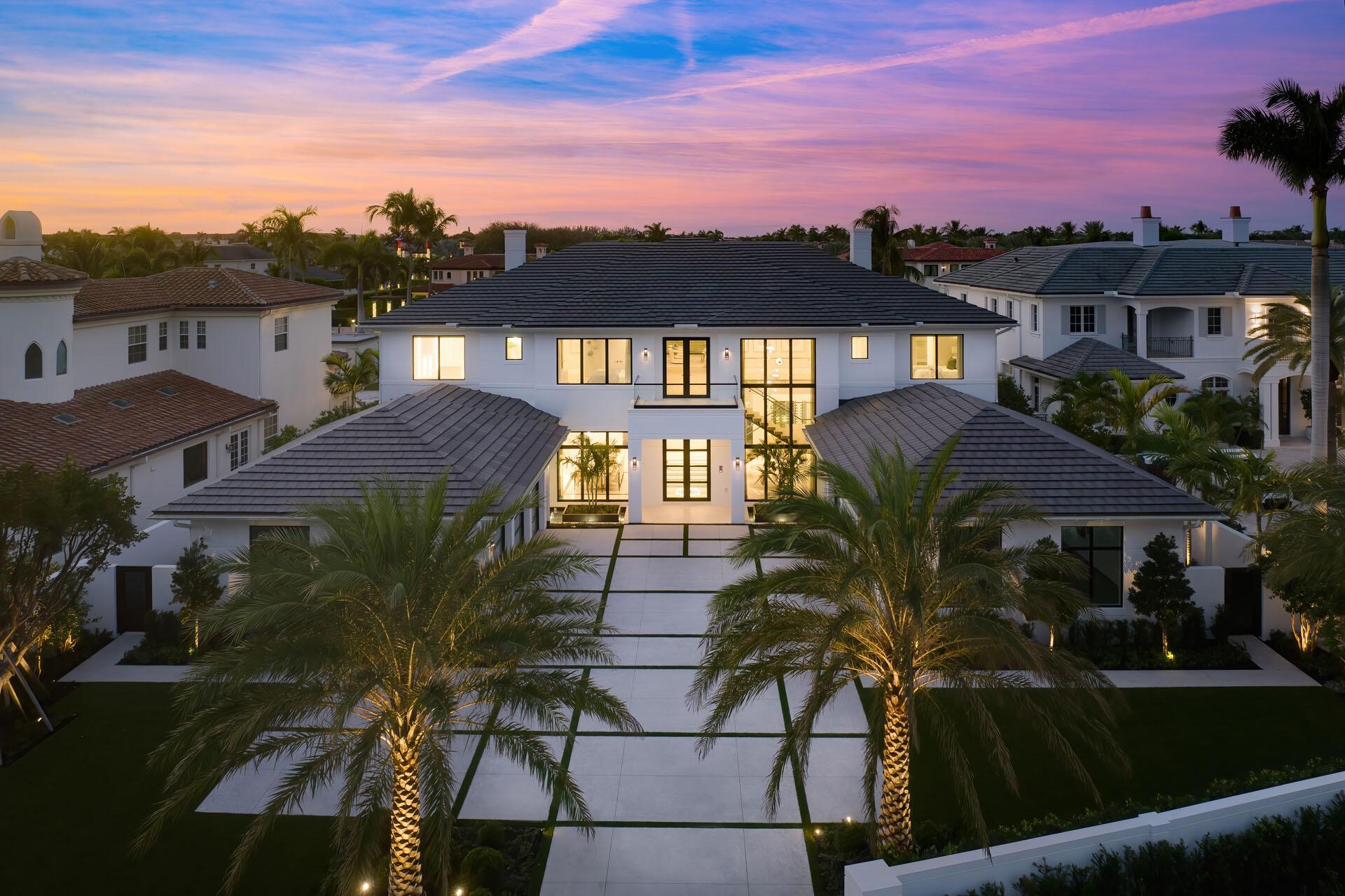 ROYAL PALM YACHT & COUNTRY CLUB - Residential