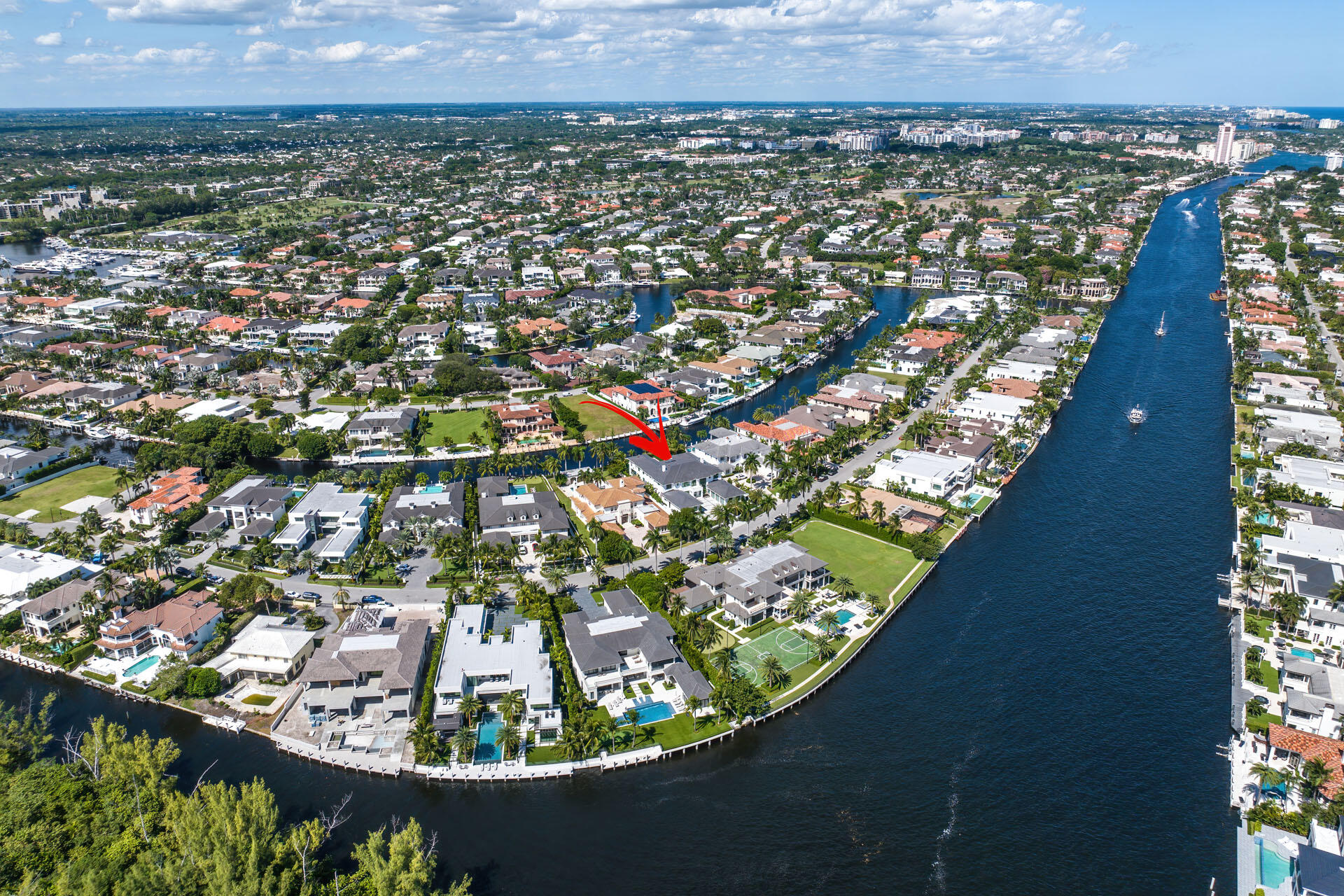 ROYAL PALM YACHT & COUNTRY CLUB - Residential