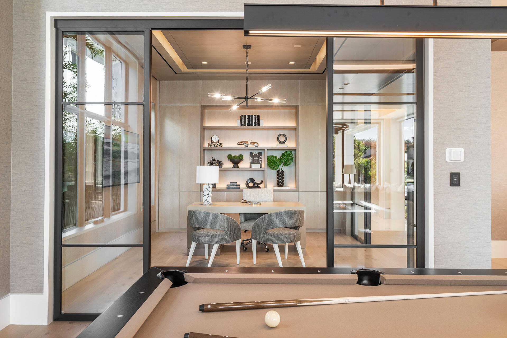 ROYAL PALM YACHT & COUNTRY CLUB - Residential