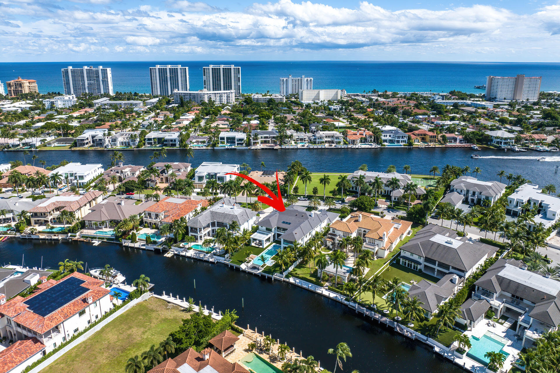 ROYAL PALM YACHT & COUNTRY CLUB - Residential