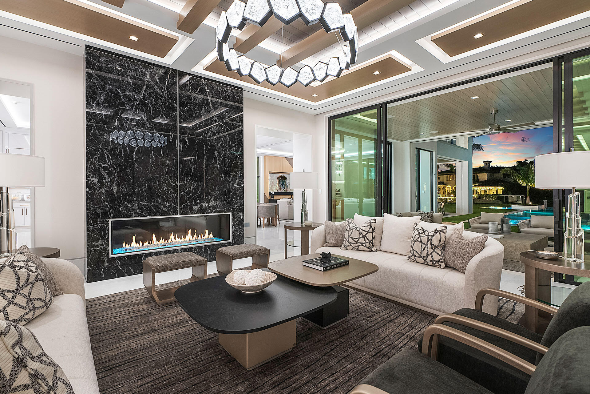 ROYAL PALM YACHT & COUNTRY CLUB - Residential