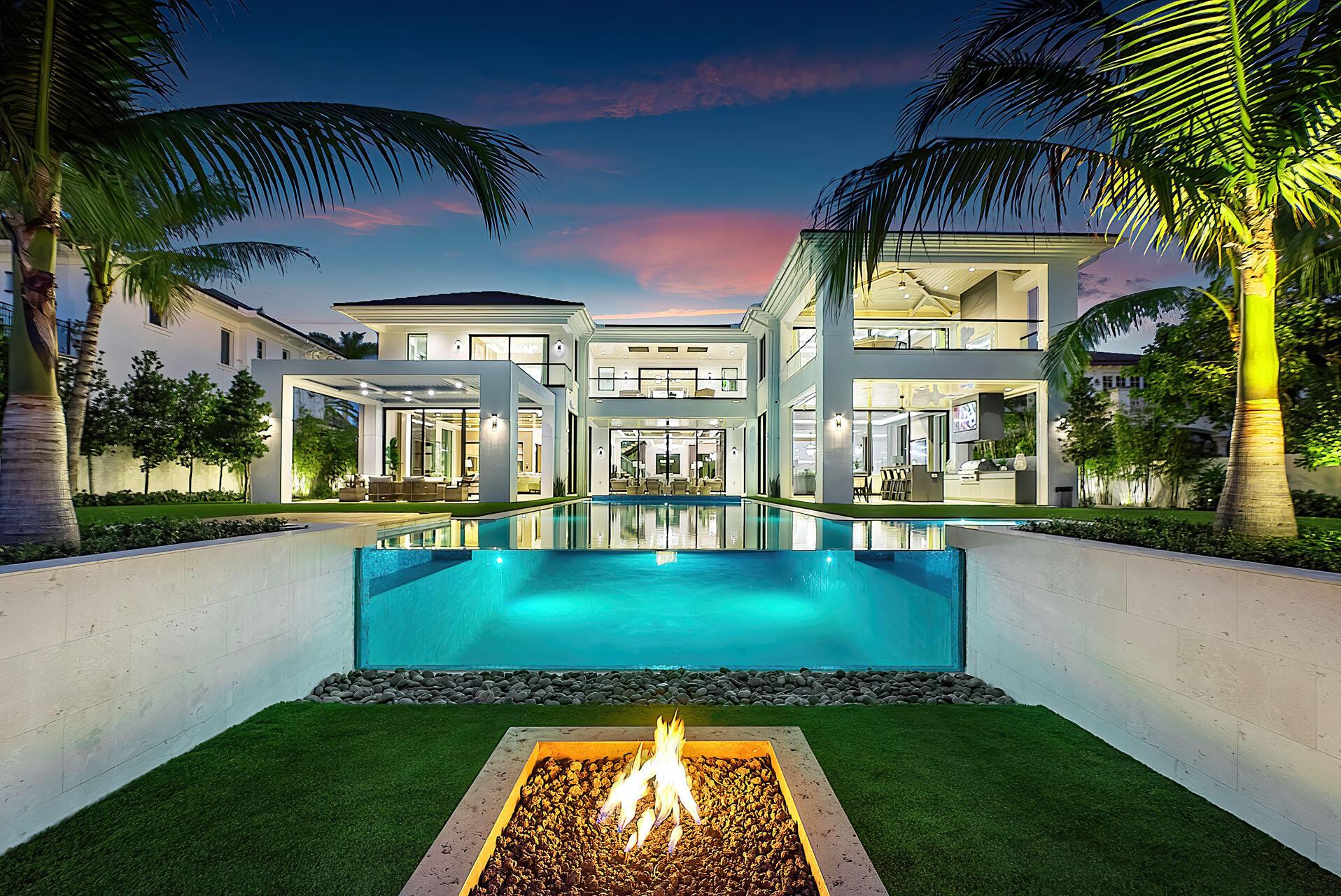 ROYAL PALM YACHT & COUNTRY CLUB - Residential
