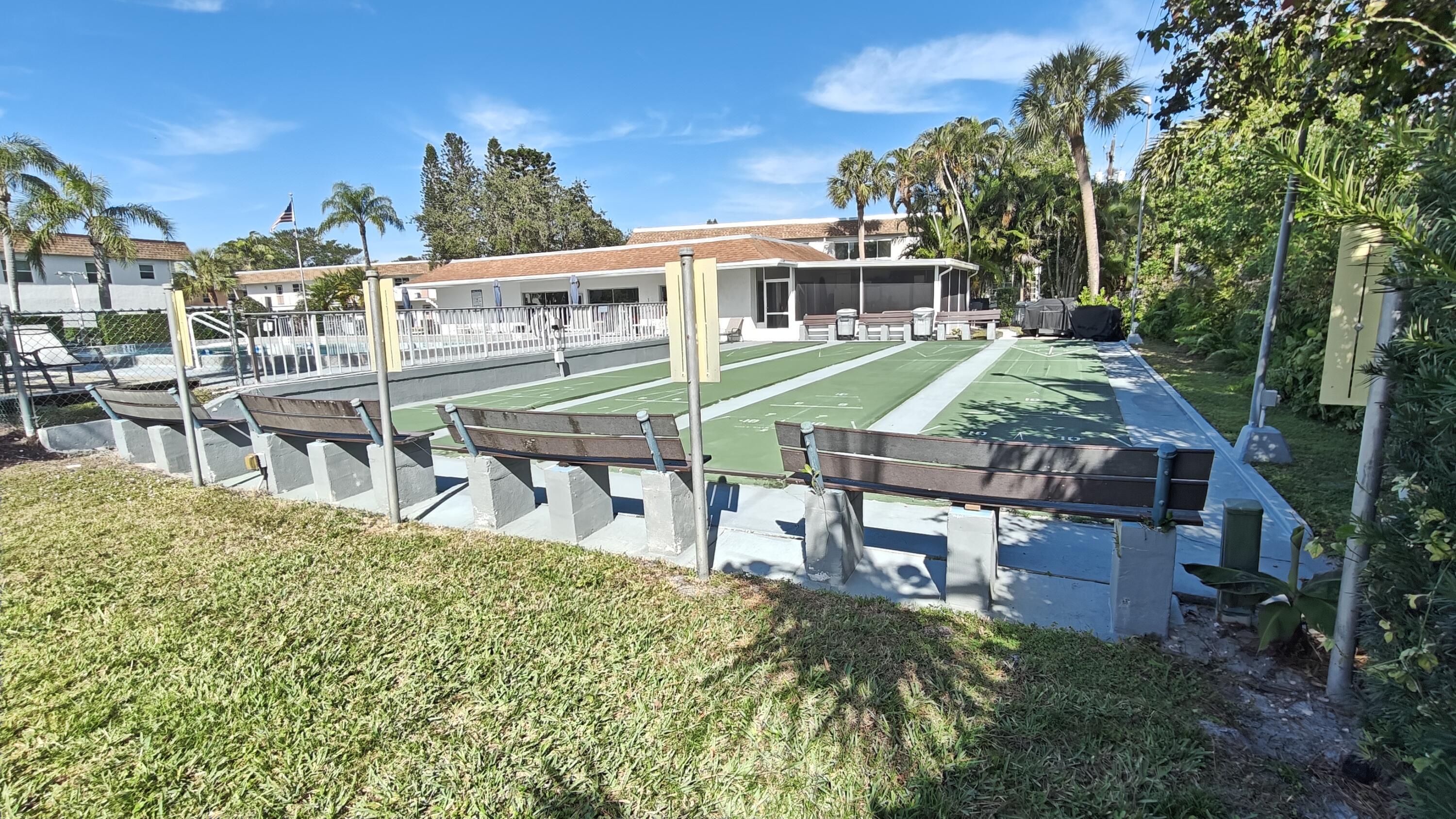 KINGSWOOD CONDO - Residential