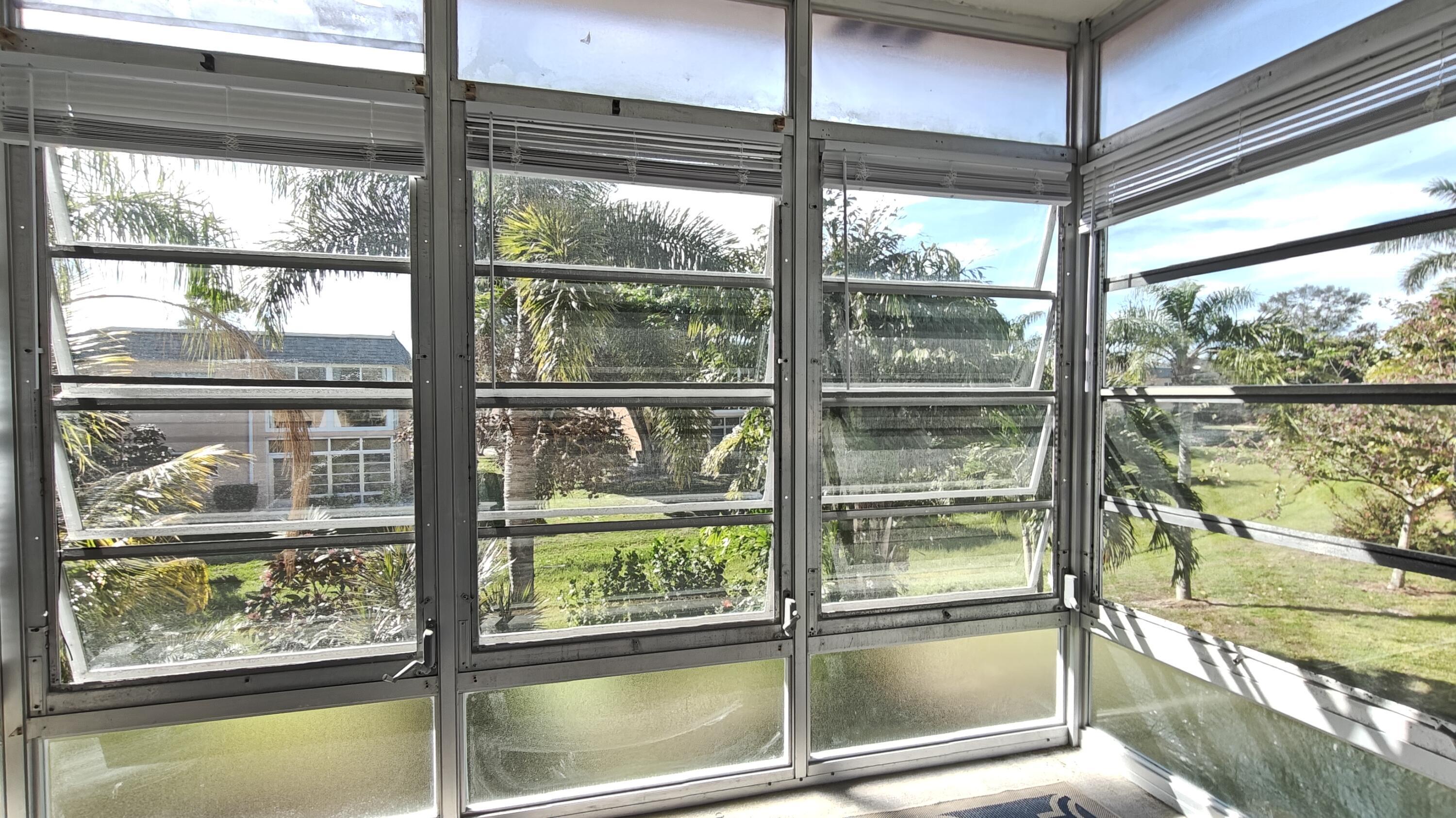 KINGSWOOD CONDO - Residential