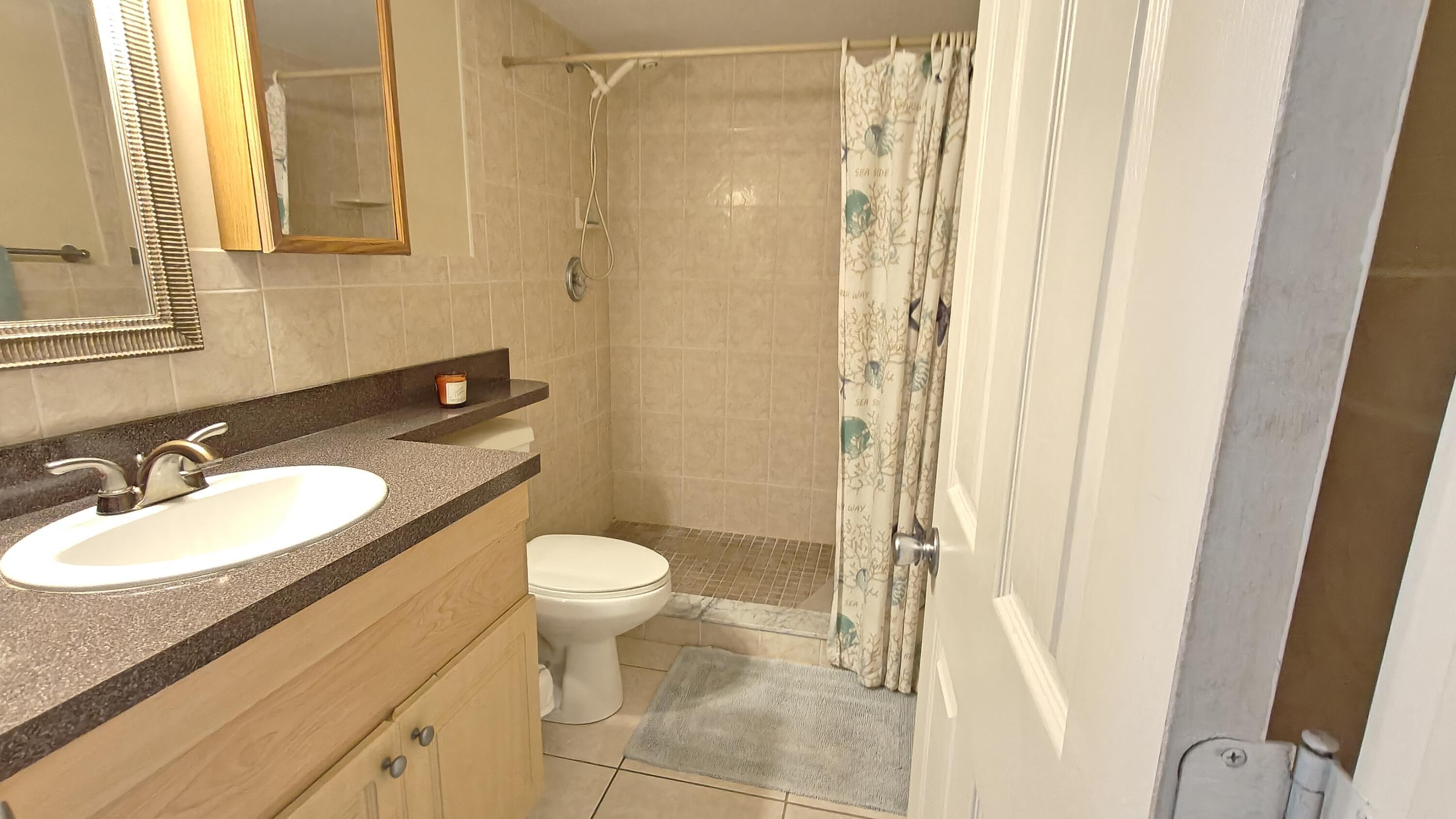 KINGSWOOD CONDO - Residential
