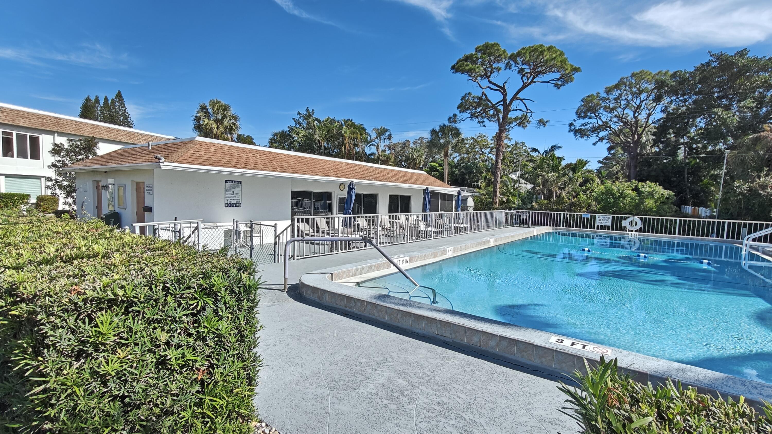 KINGSWOOD CONDO - Residential