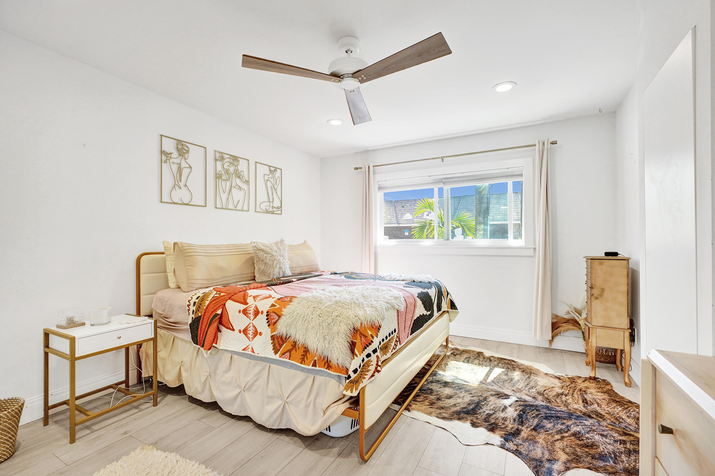 CORAL RIDGE COLONY INC CONDO - Residential