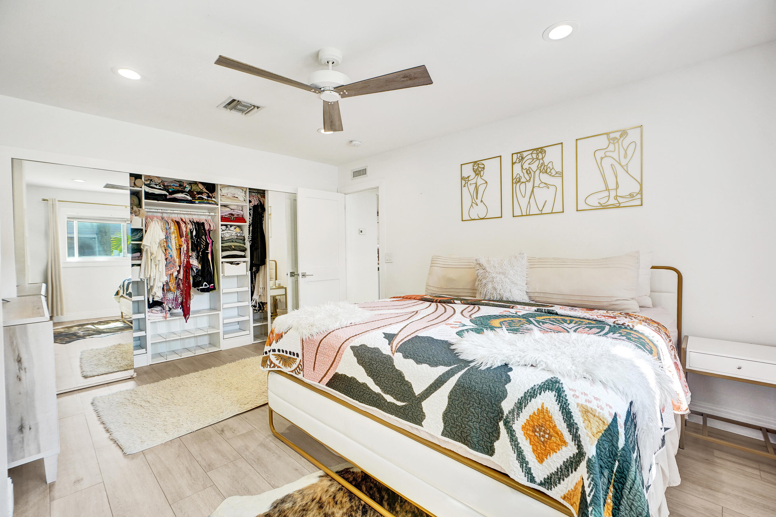 CORAL RIDGE COLONY INC CONDO - Residential