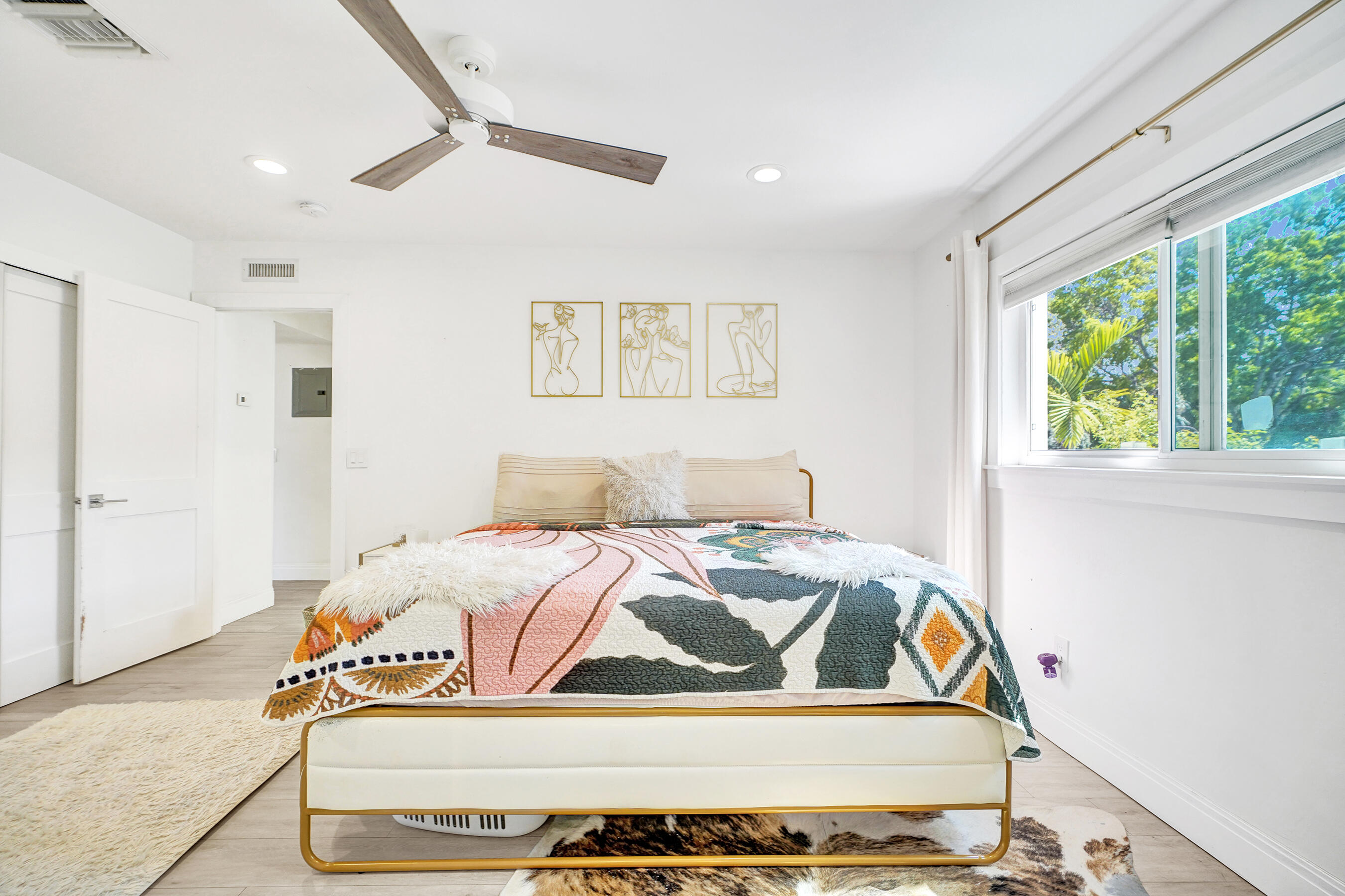 CORAL RIDGE COLONY INC CONDO - Residential
