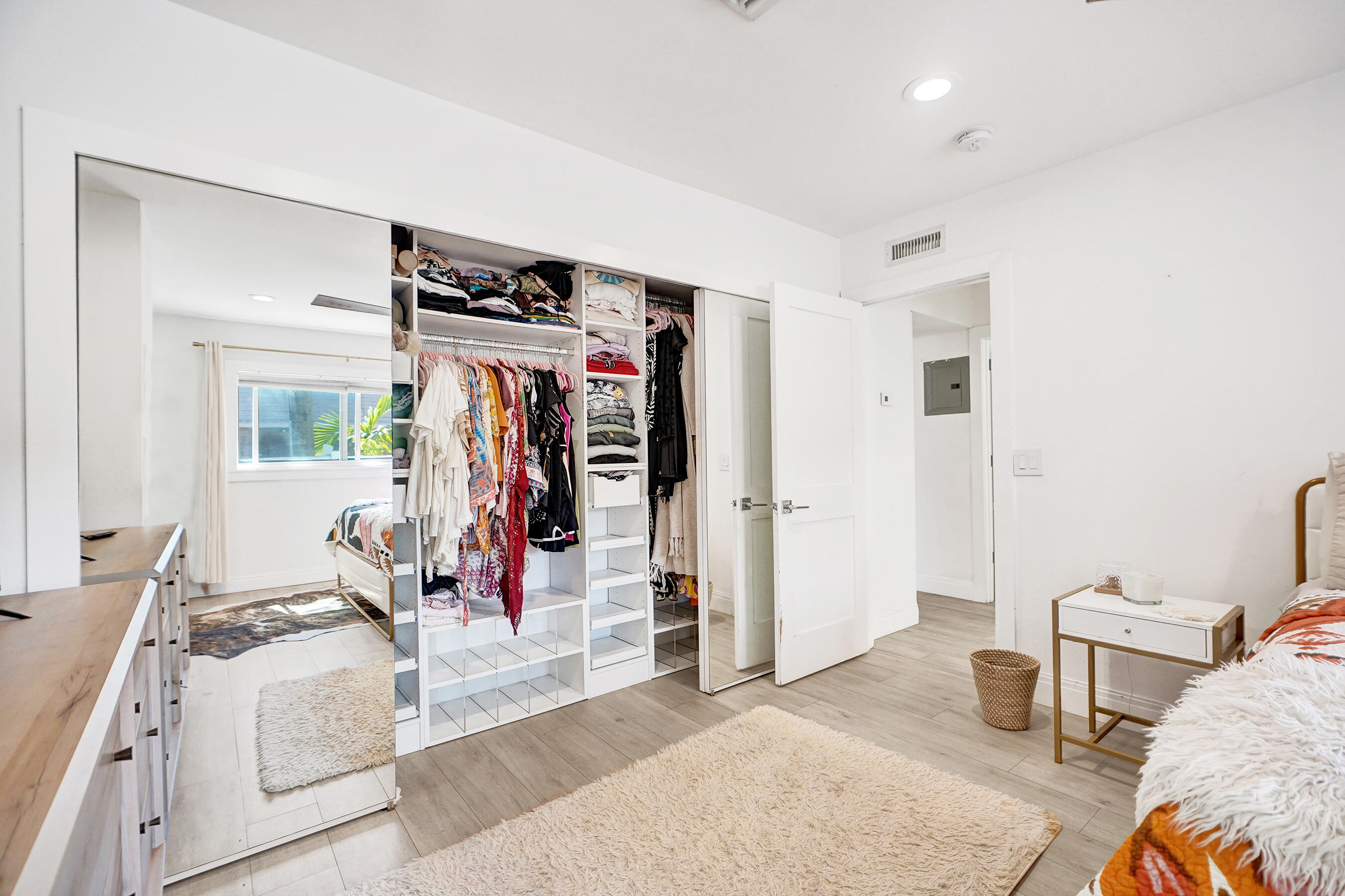 CORAL RIDGE COLONY INC CONDO - Residential