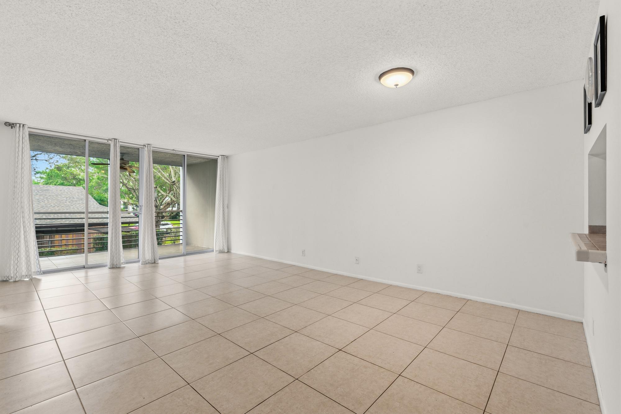POINCIANA 12A PINE ISLAND RIDGE - Residential