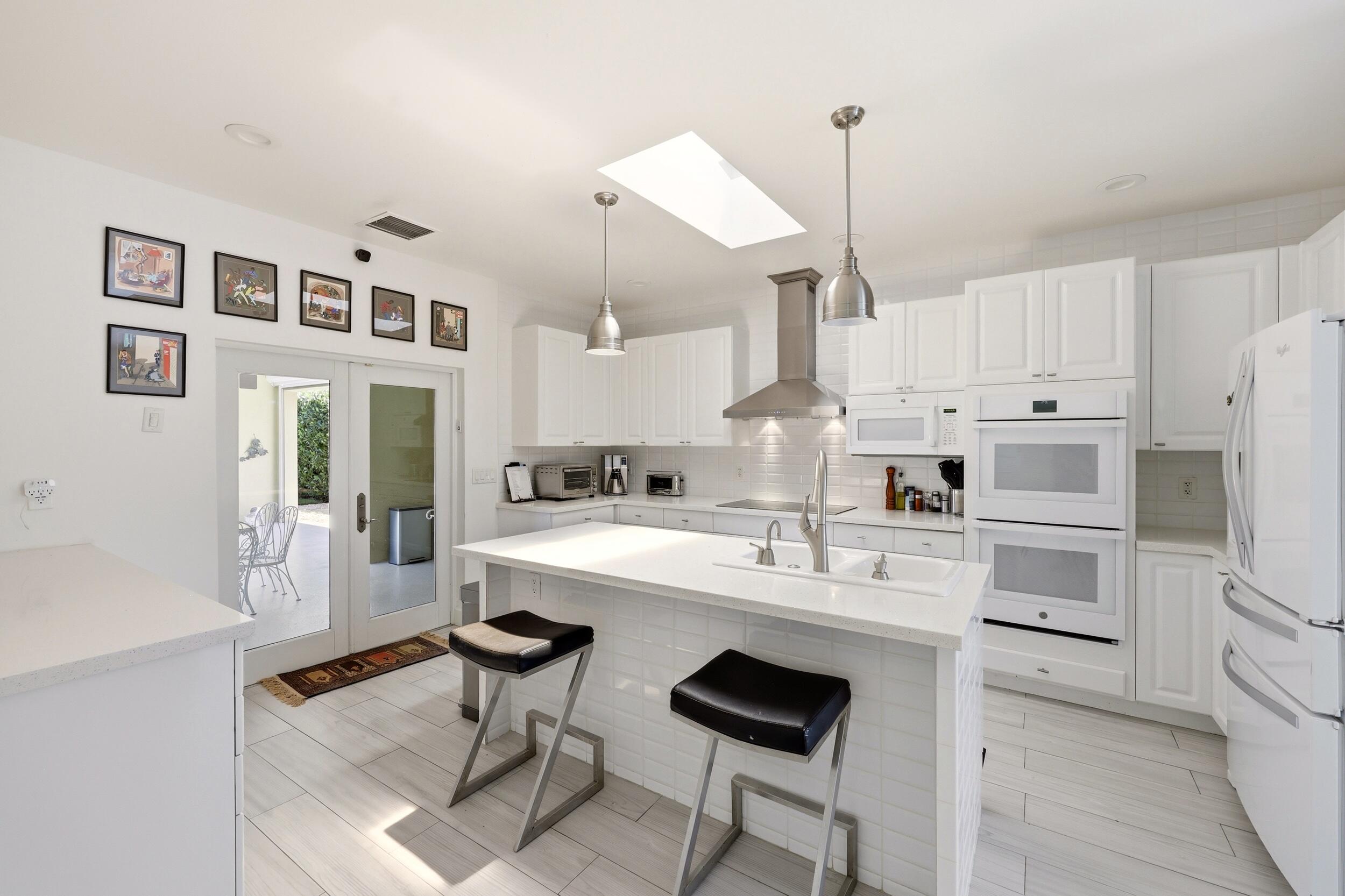 NORTH PALM BEACH VILLAGE OF 1 - Residential