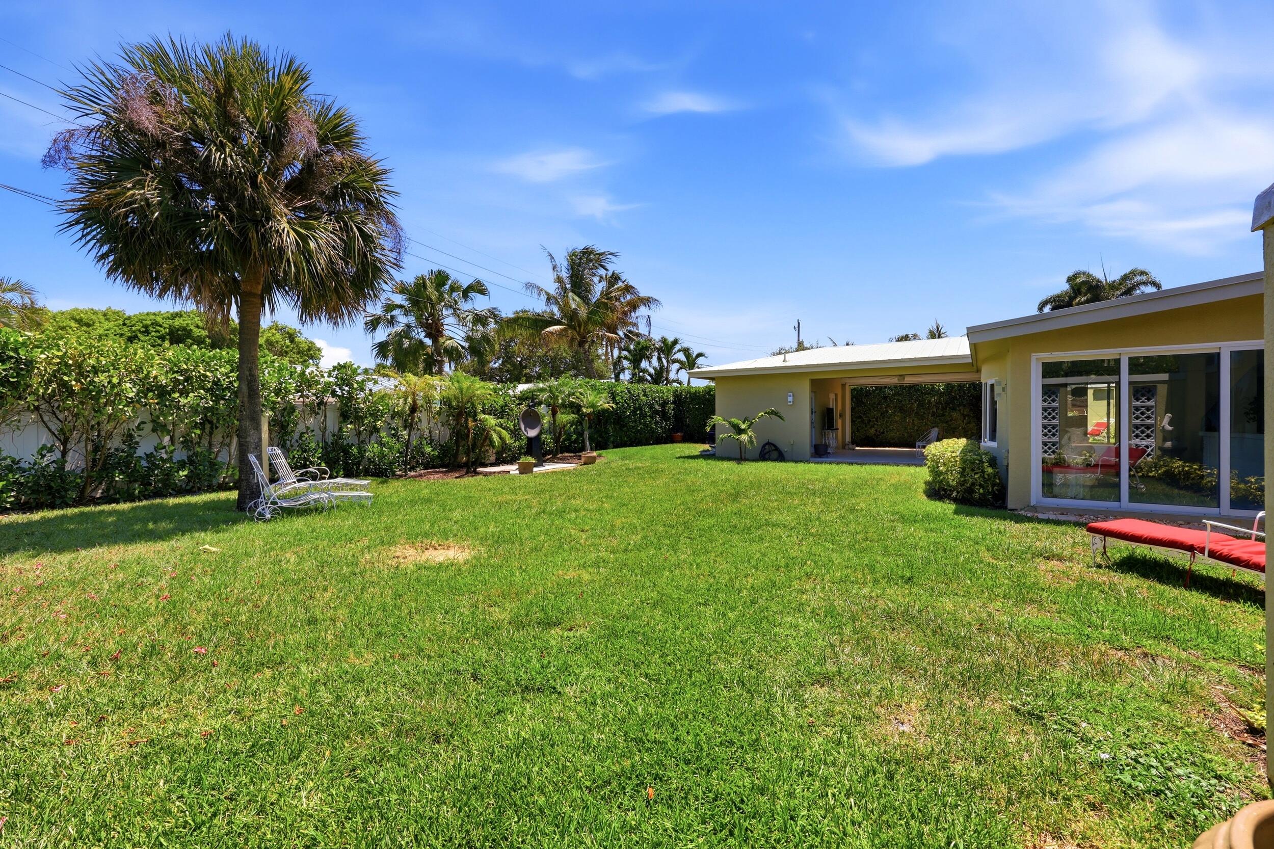 NORTH PALM BEACH VILLAGE OF 1 - Residential