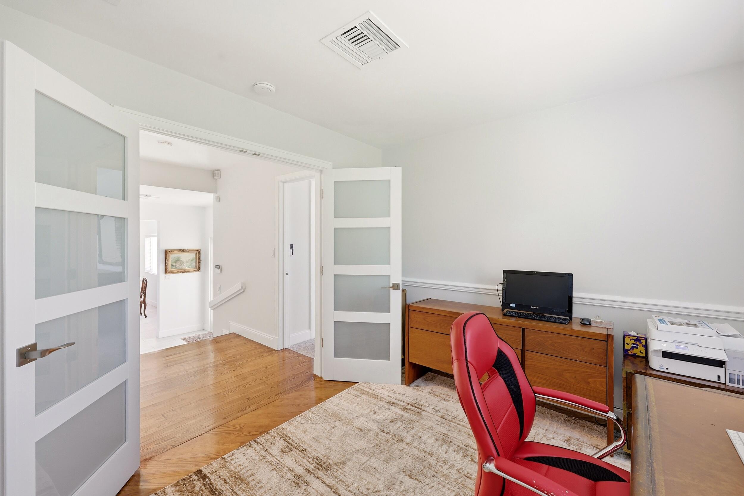NORTH PALM BEACH VILLAGE OF 1 - Residential