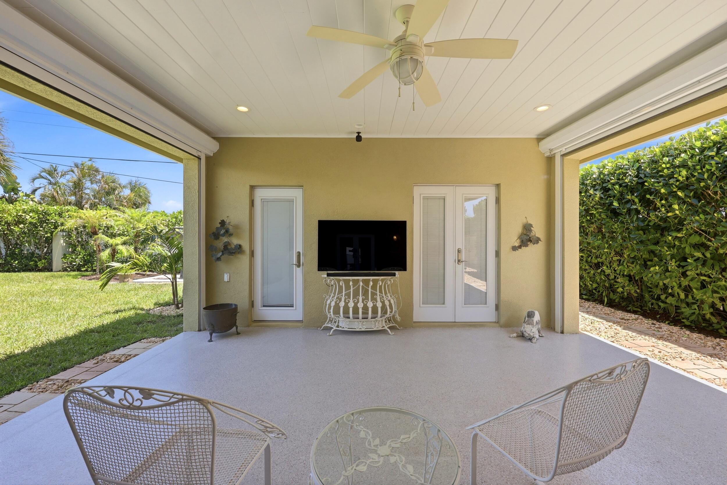 NORTH PALM BEACH VILLAGE OF 1 - Residential