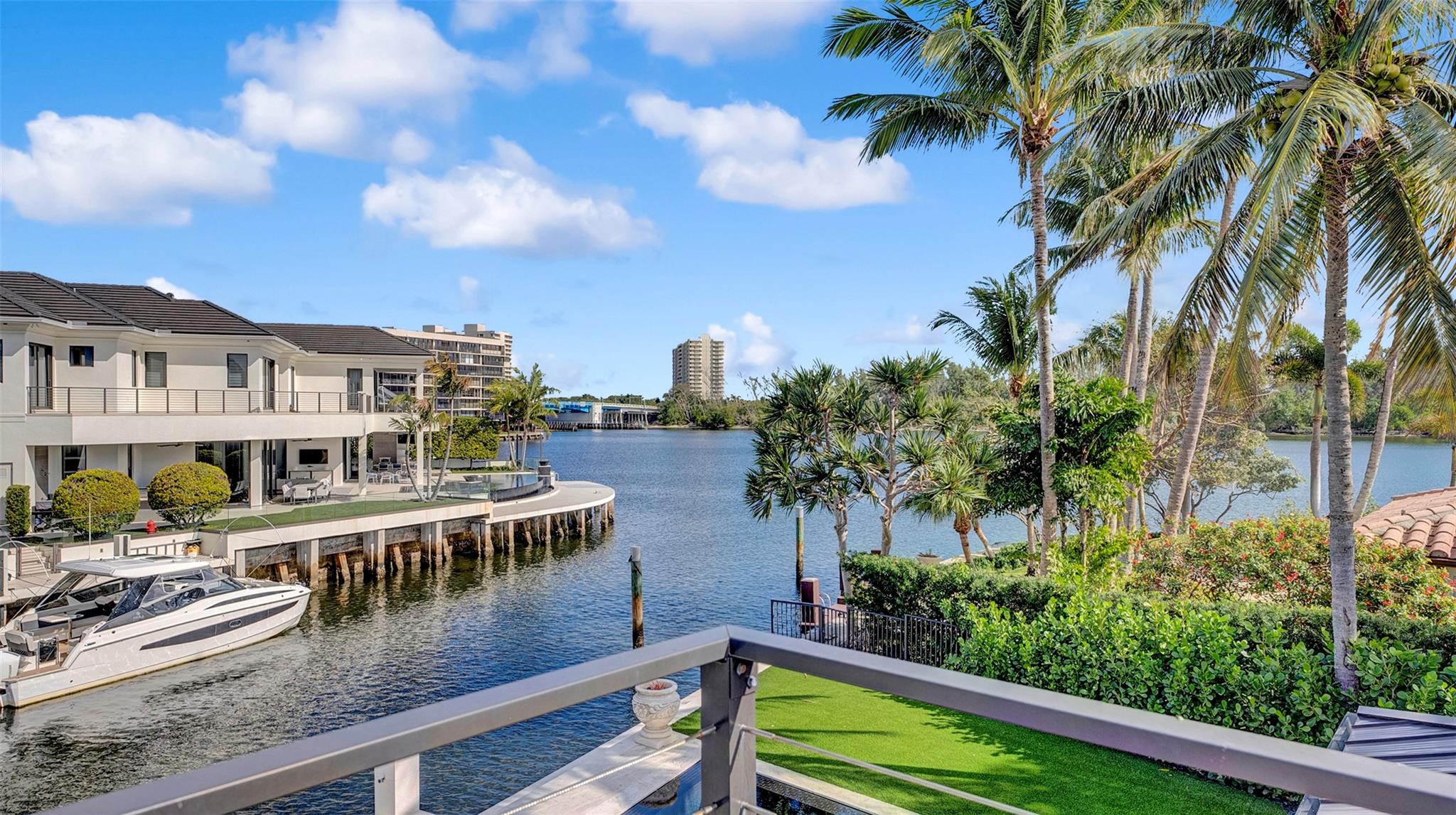LAKE ROGERS - Residential