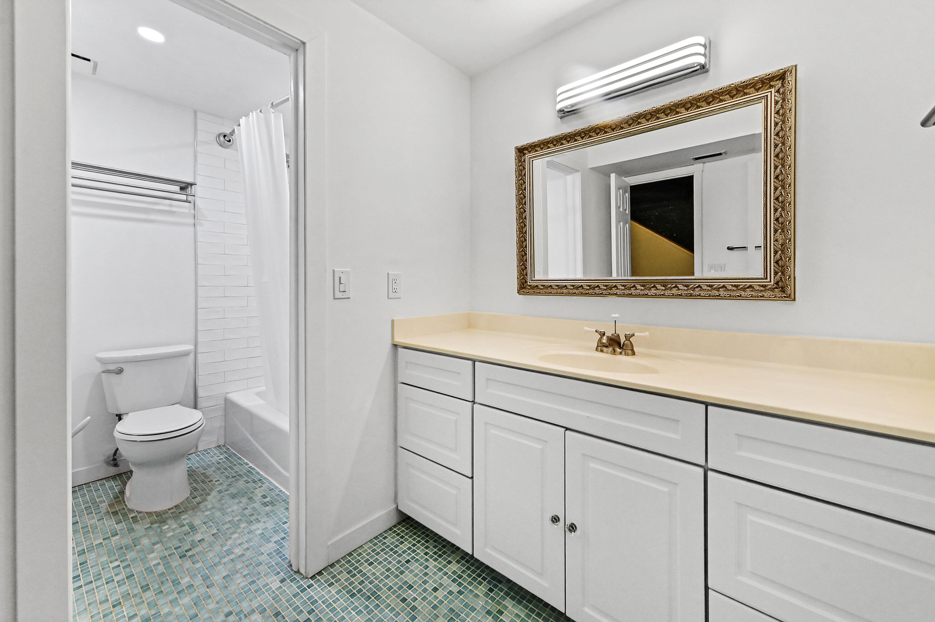 Tennis Club of Palm Beach - Residential