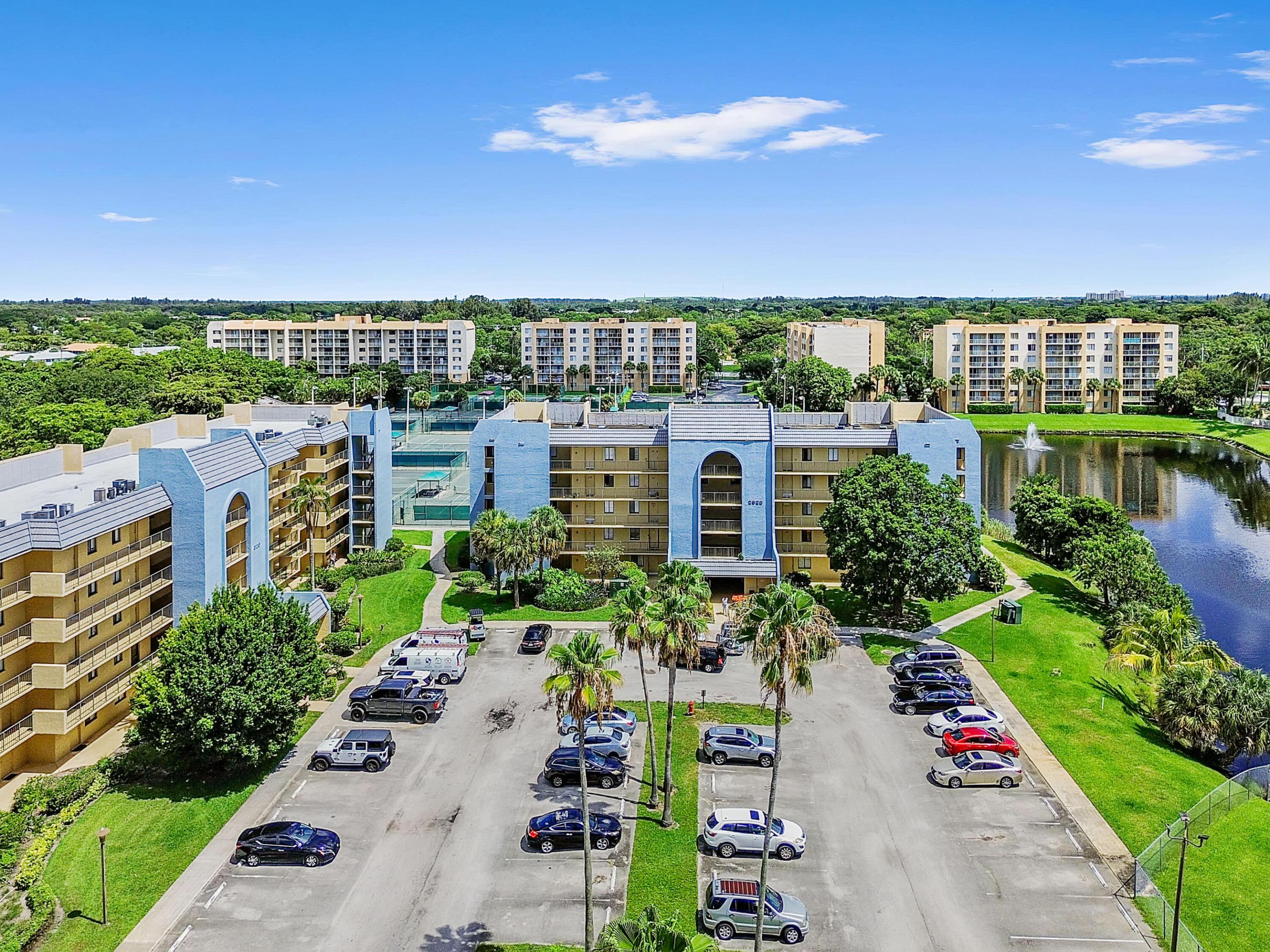 Tennis Club of Palm Beach - Residential