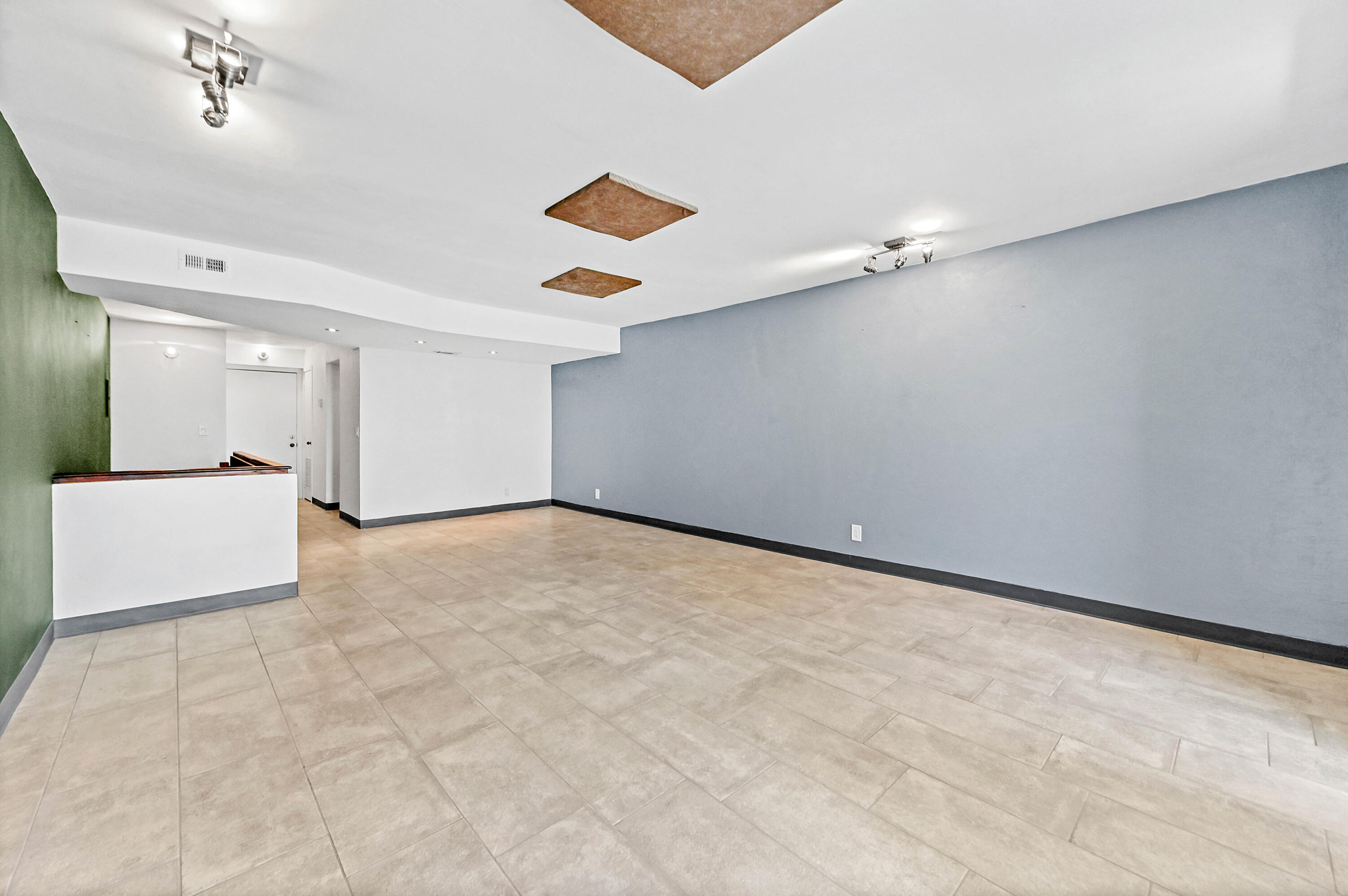 Tennis Club of Palm Beach - Residential
