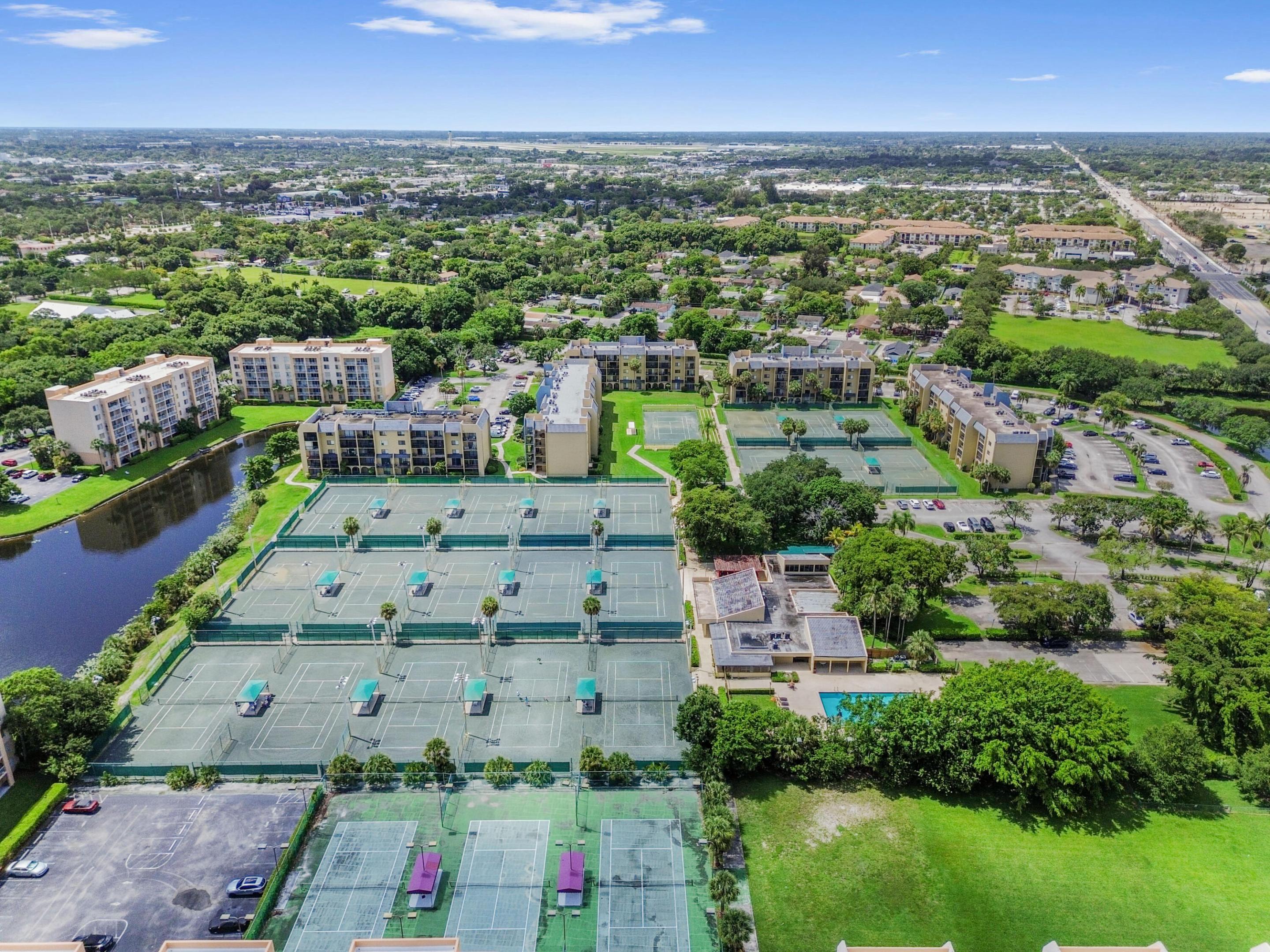 Tennis Club of Palm Beach - Residential