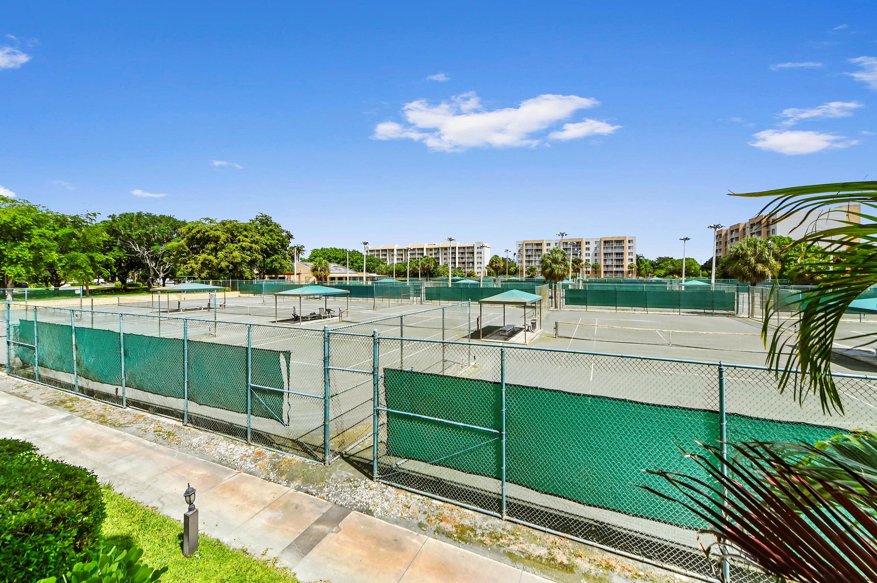 Tennis Club of Palm Beach - Residential