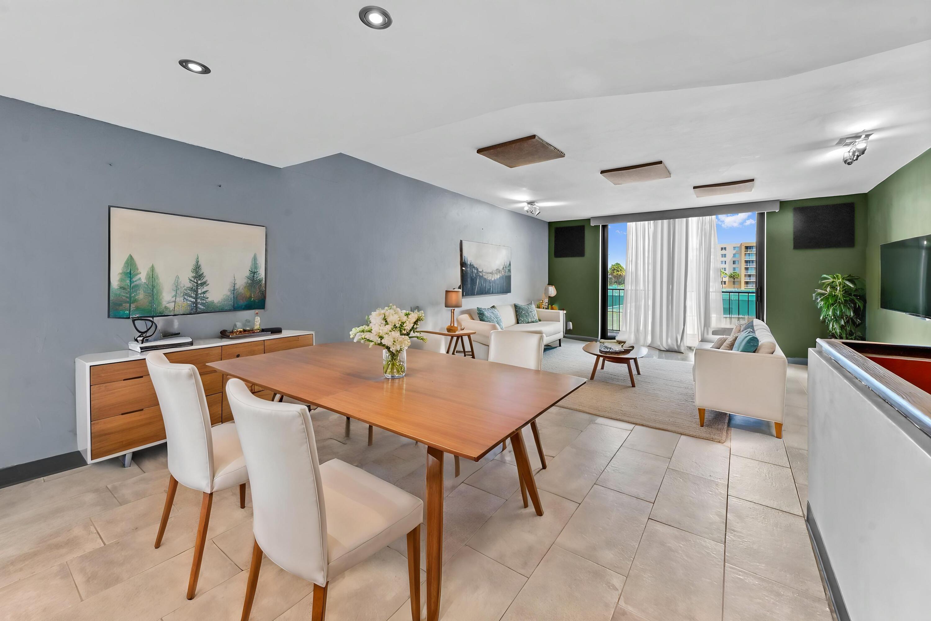 Tennis Club of Palm Beach - Residential