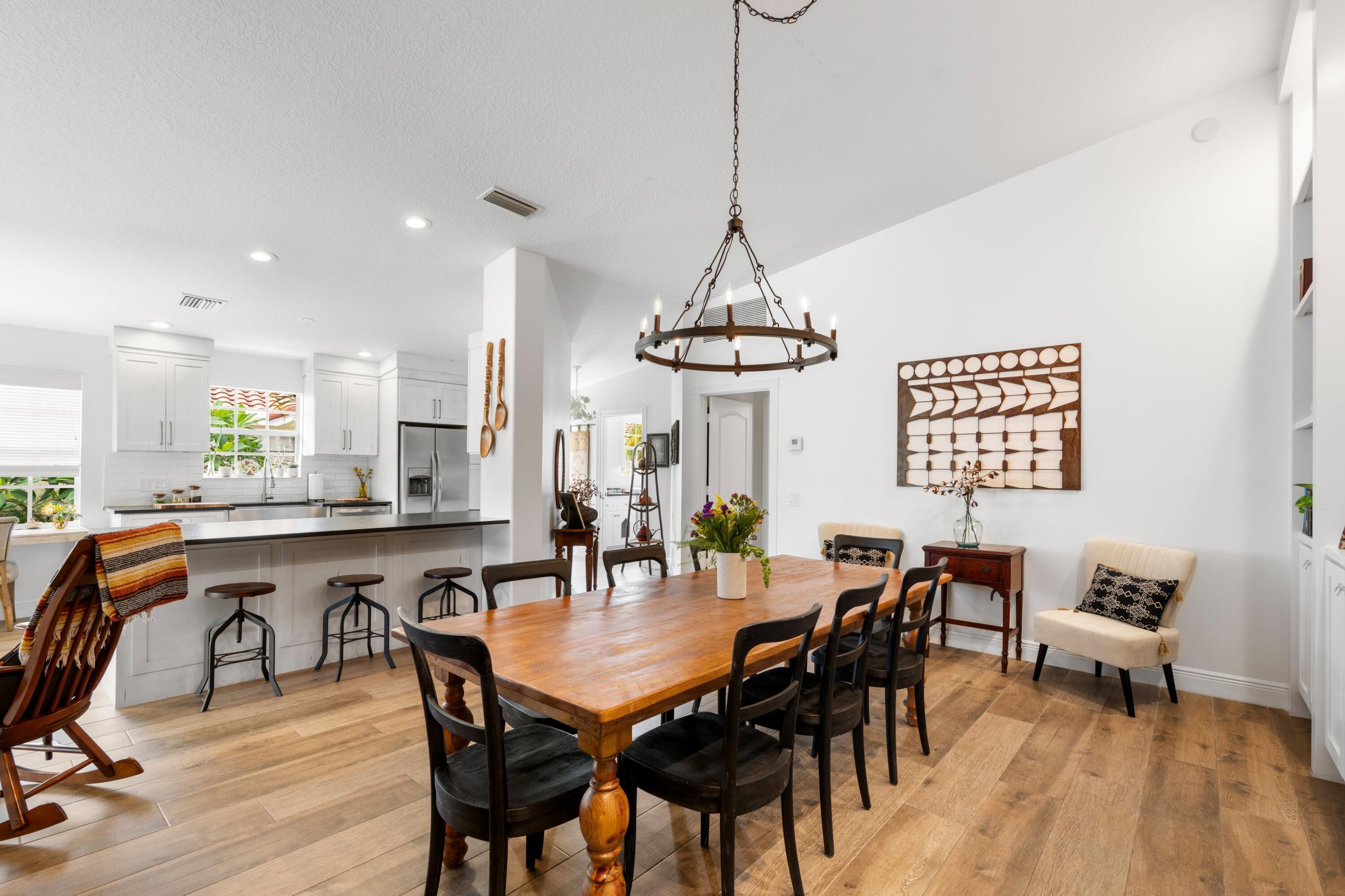RIVERWALK 9 - Residential