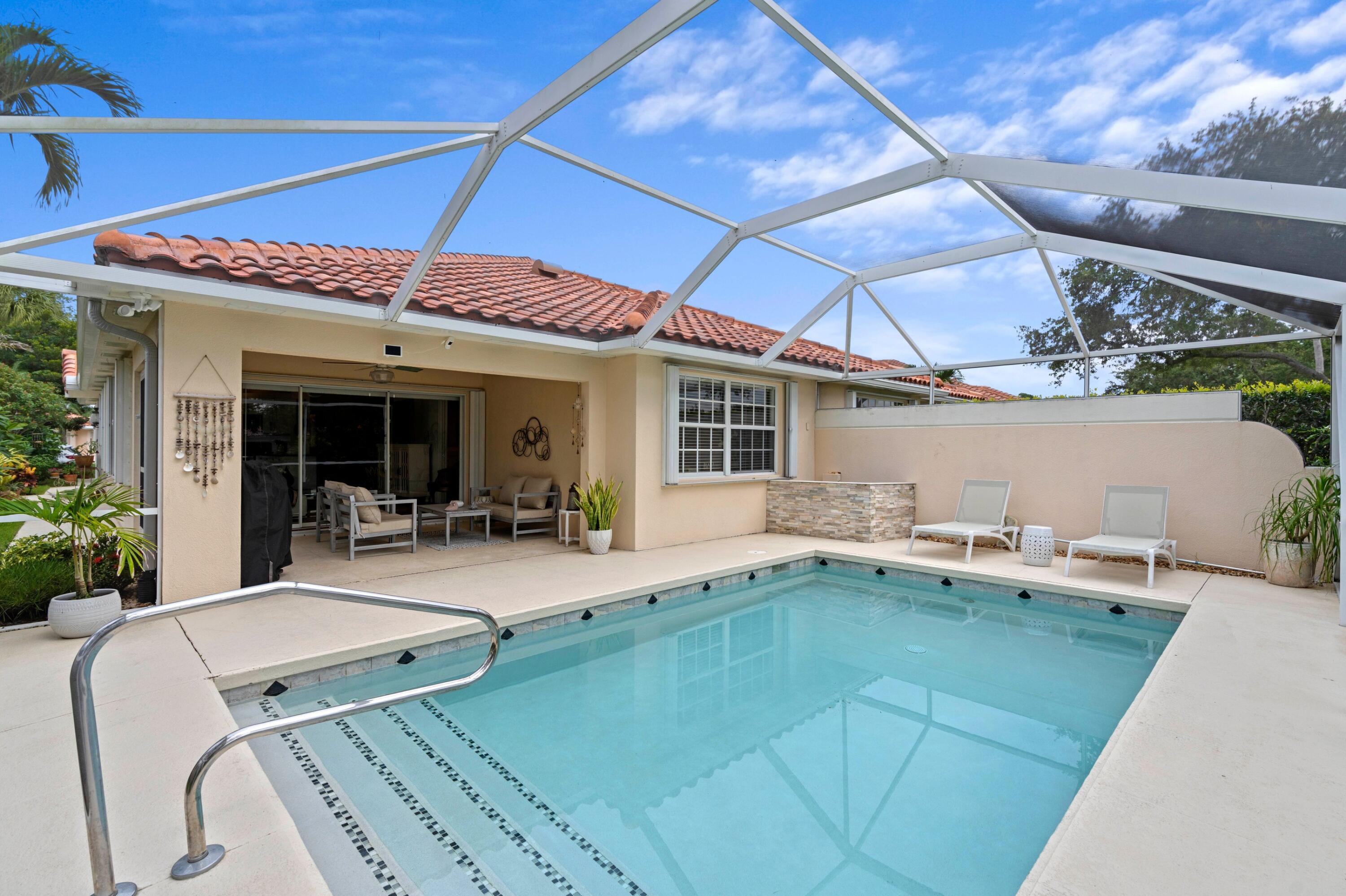 RIVERWALK 9 - Residential