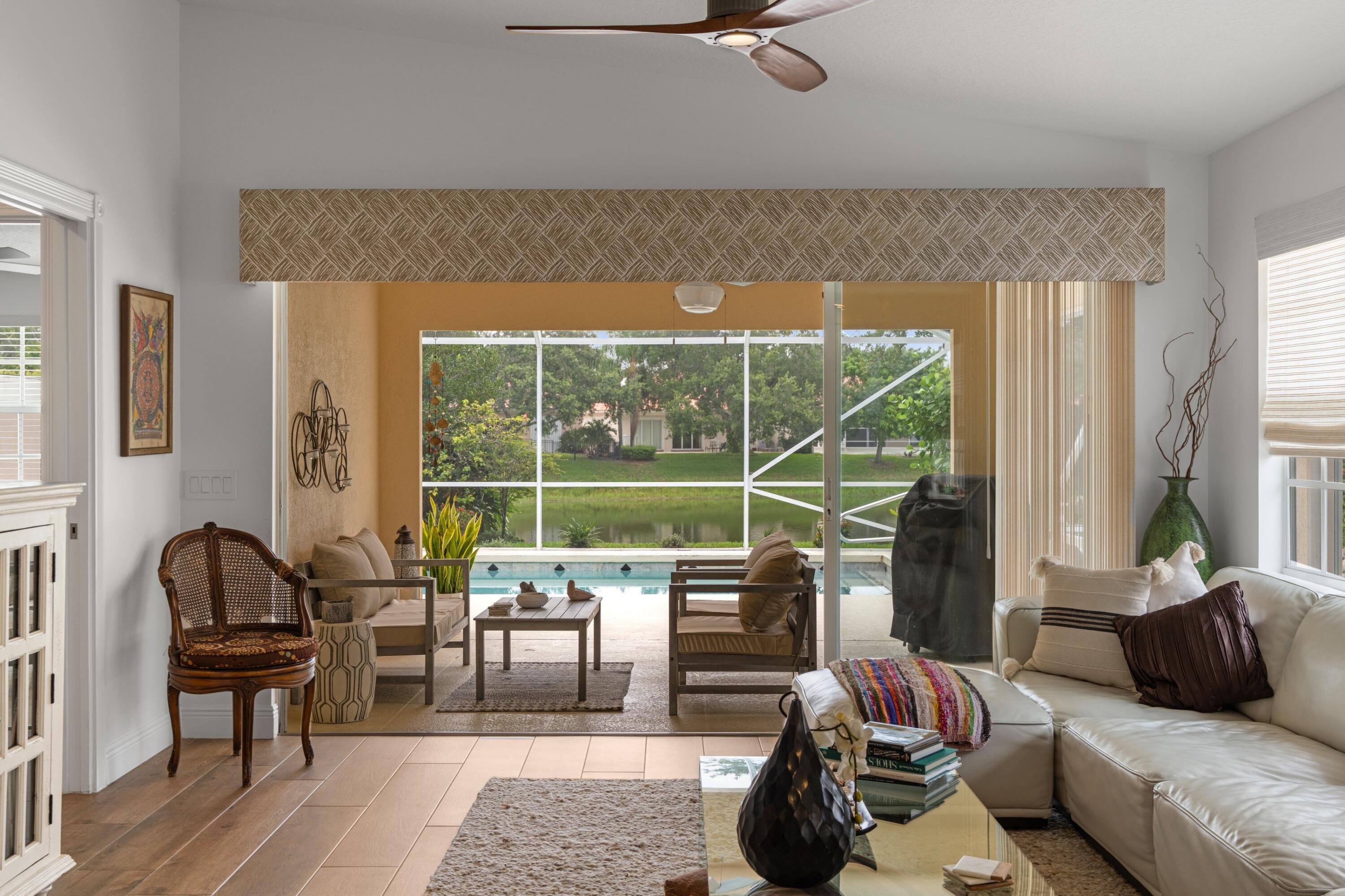 RIVERWALK 9 - Residential