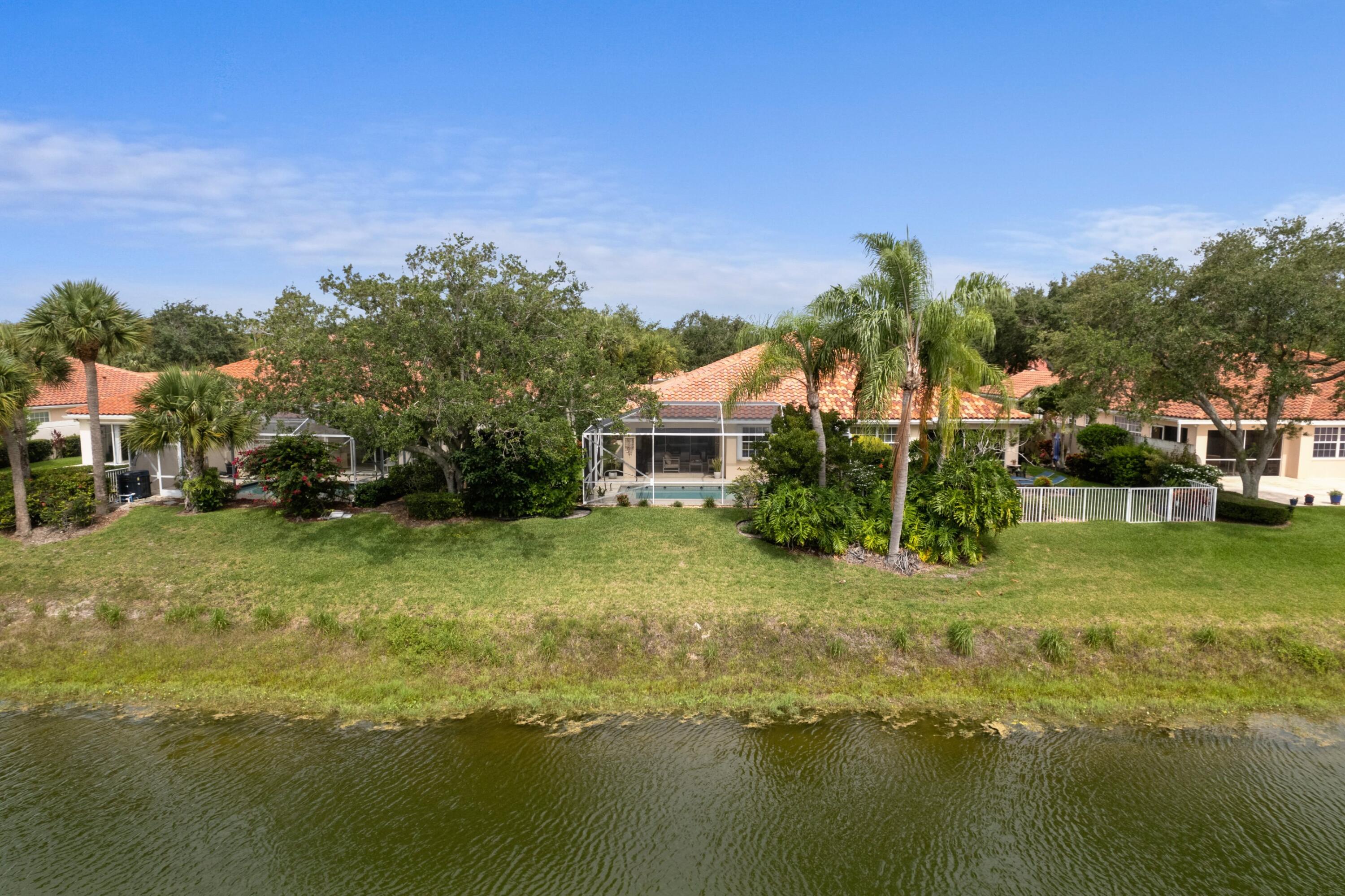 RIVERWALK 9 - Residential