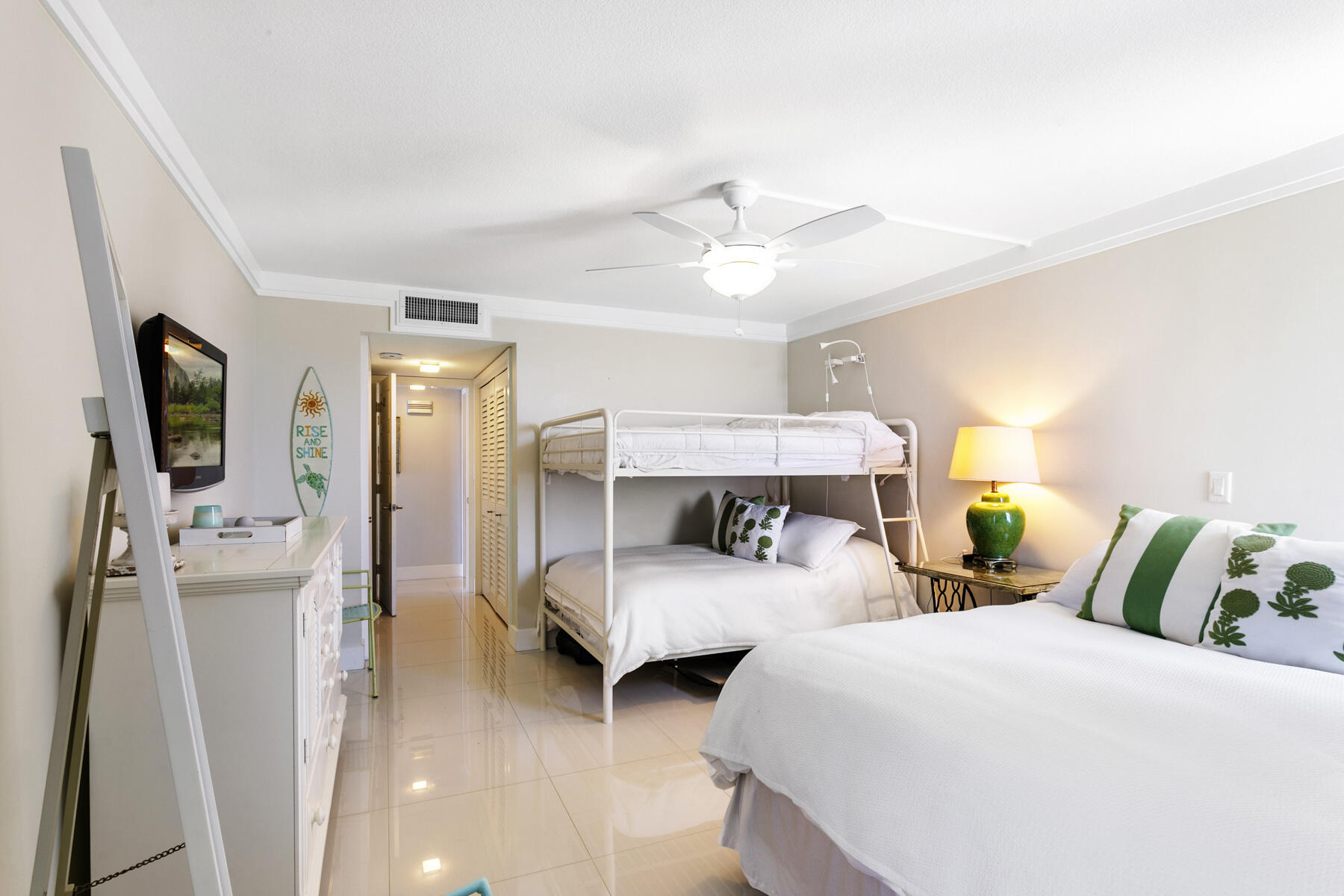 WATER GLADES CONDO - Residential