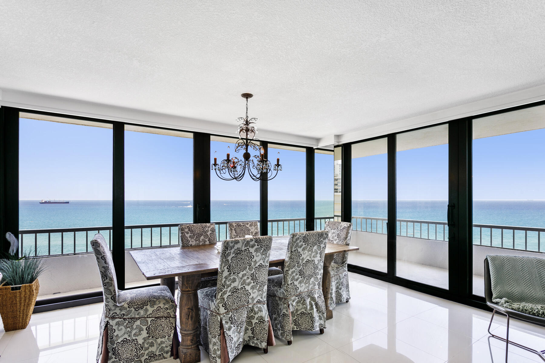 WATER GLADES CONDO - Residential