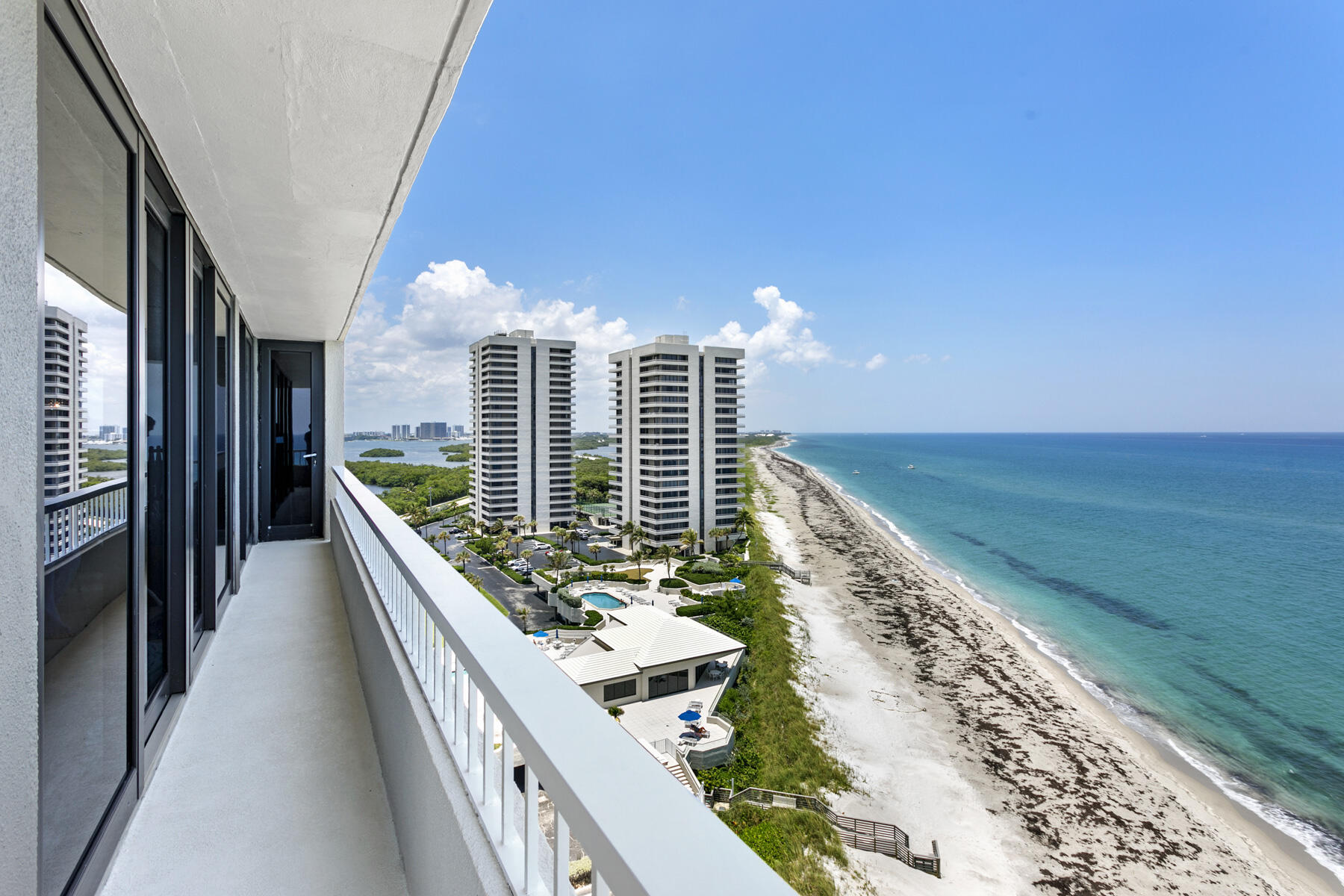 WATER GLADES CONDO - Residential
