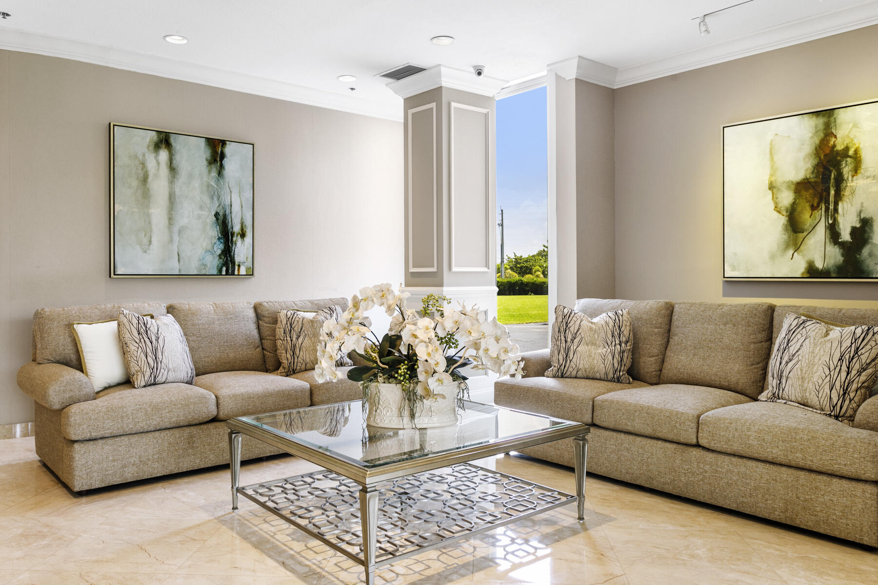 WATER GLADES CONDO - Residential
