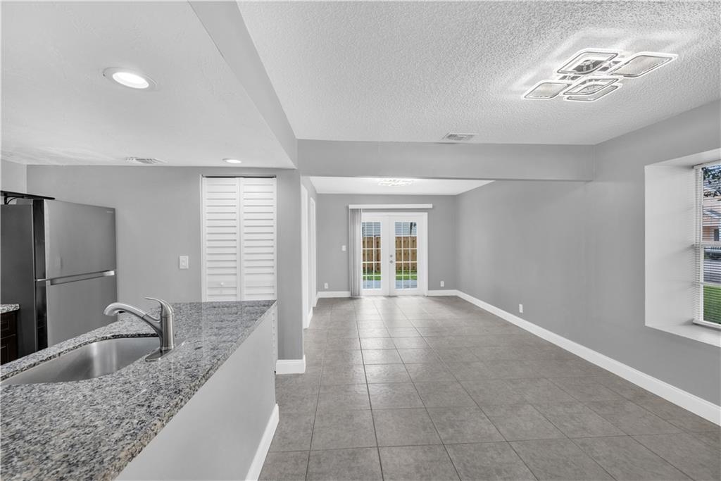 Victoria Woods 01 - Residential