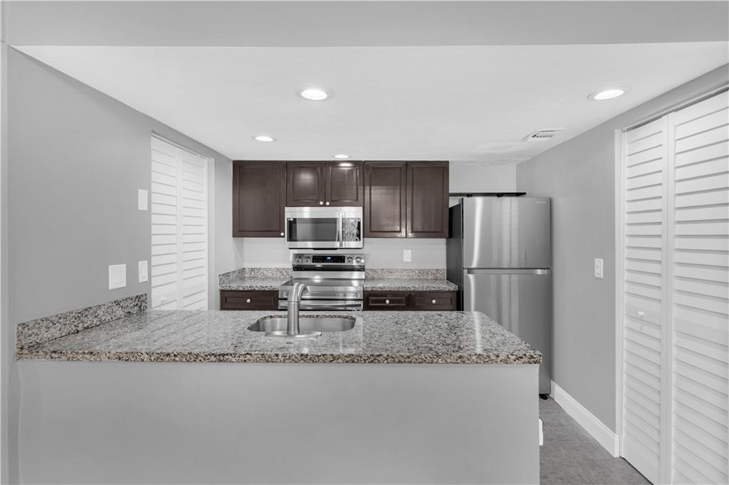 Victoria Woods 01 - Residential