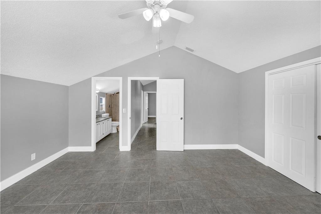 Victoria Woods 01 - Residential
