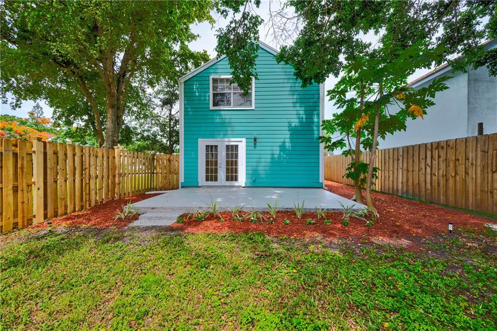 Victoria Woods 01 - Residential