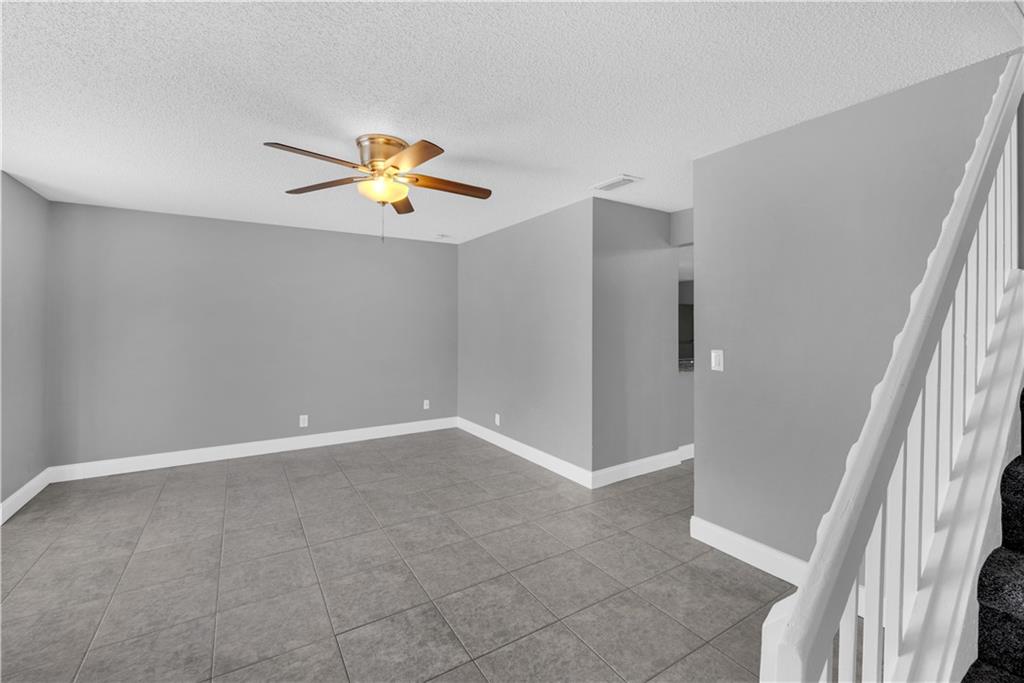 Victoria Woods 01 - Residential