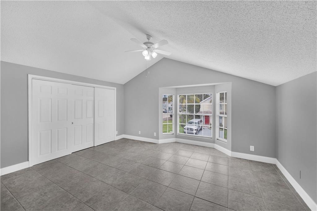 Victoria Woods 01 - Residential