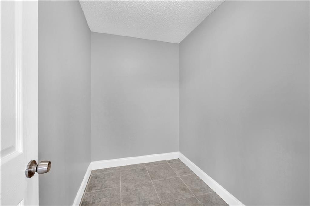 Victoria Woods 01 - Residential