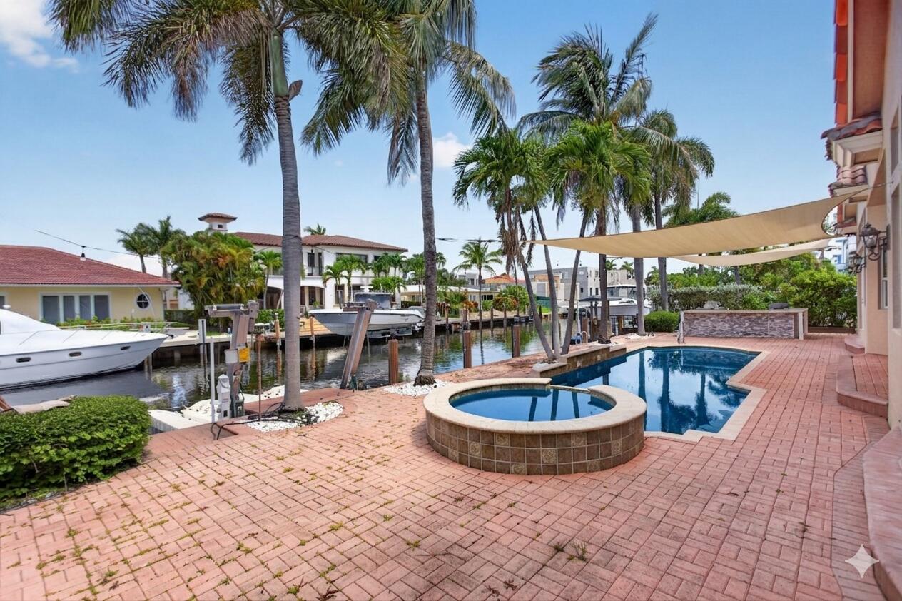 CORAL KEY VILLAS 3RD SEC - Residential Lease