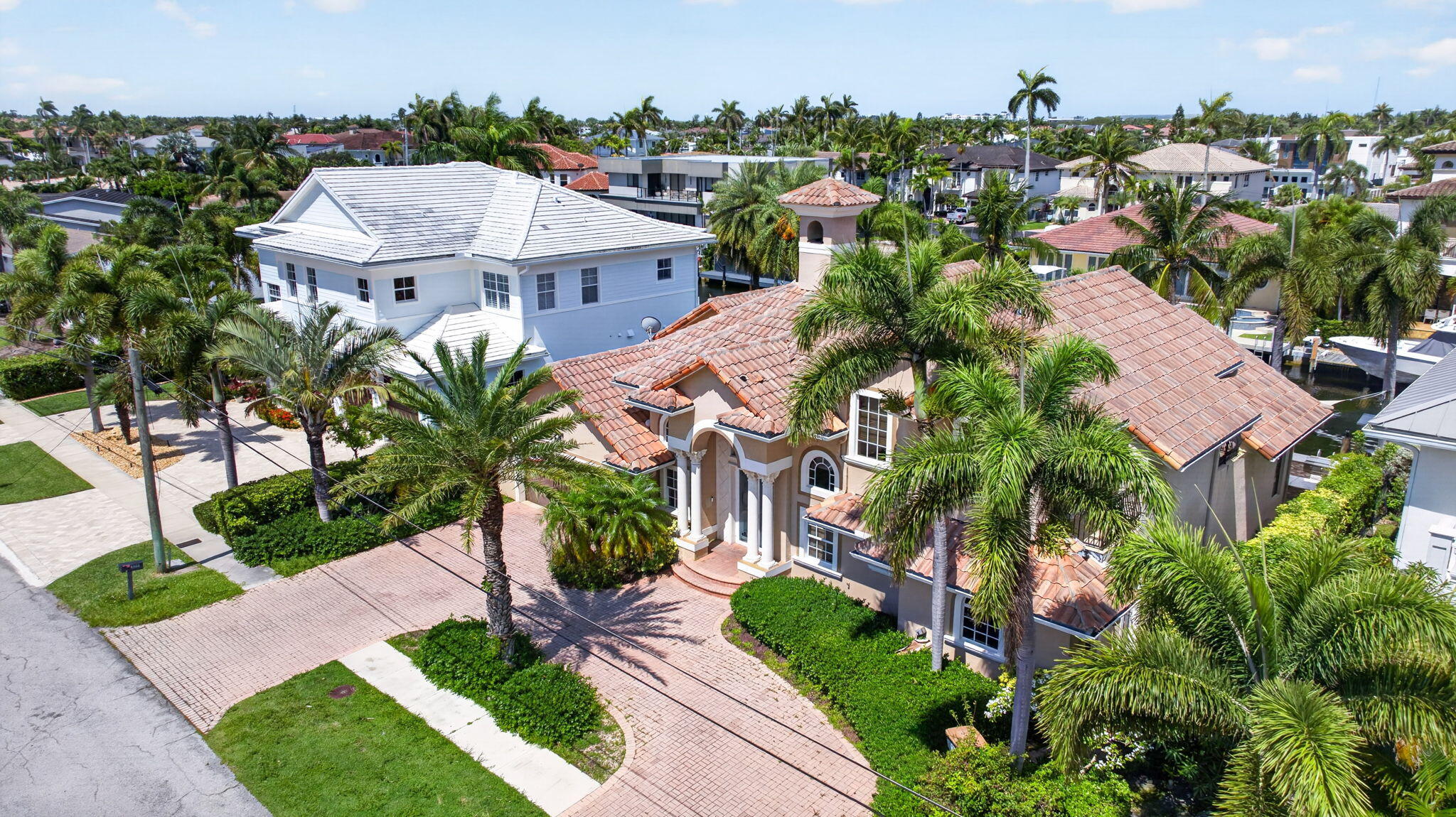 CORAL KEY VILLAS 3RD SEC - Residential Lease