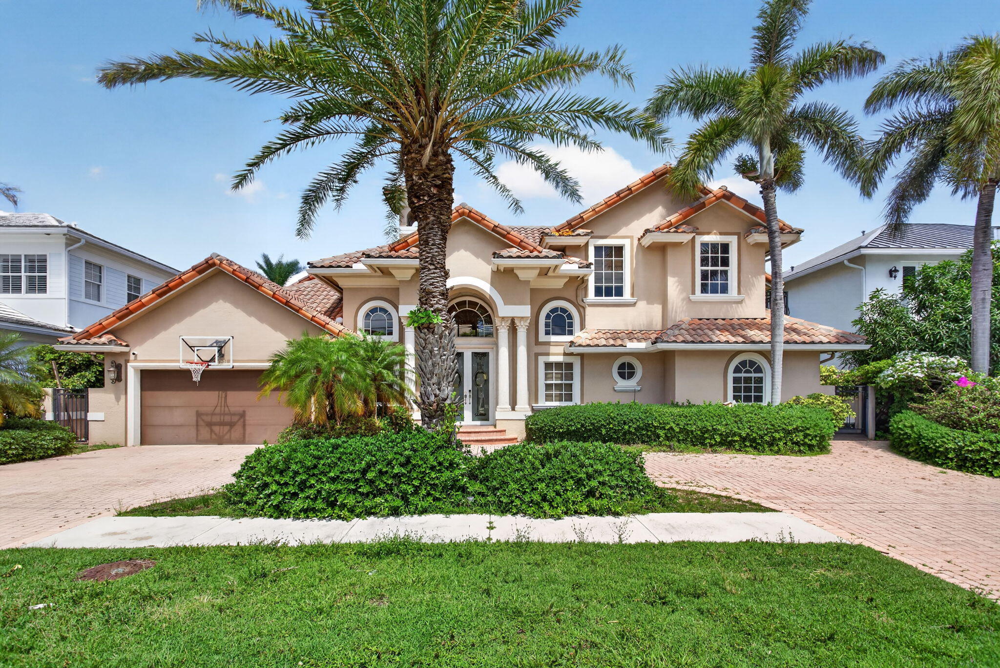 CORAL KEY VILLAS 3RD SEC - Residential Lease